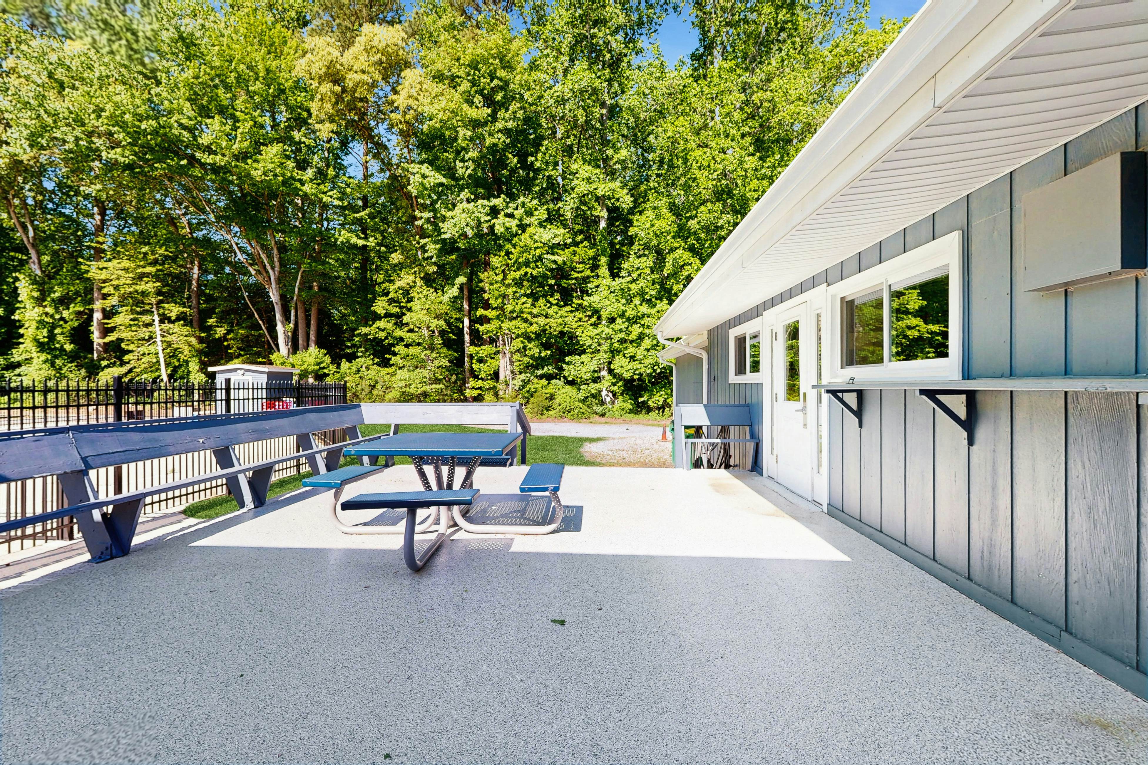 Angola By The Bay - 23730 Elmwood Ave E