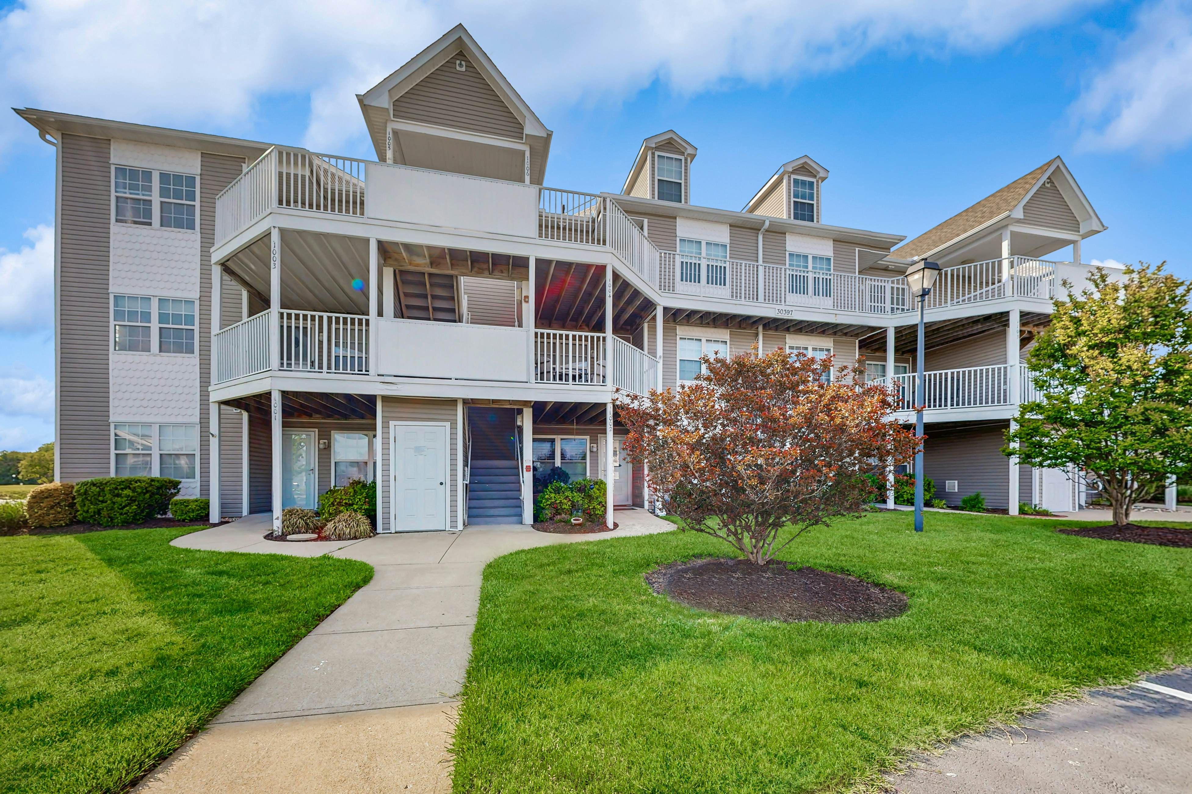 Bethany Bay - 1004 Pavilion Dr 