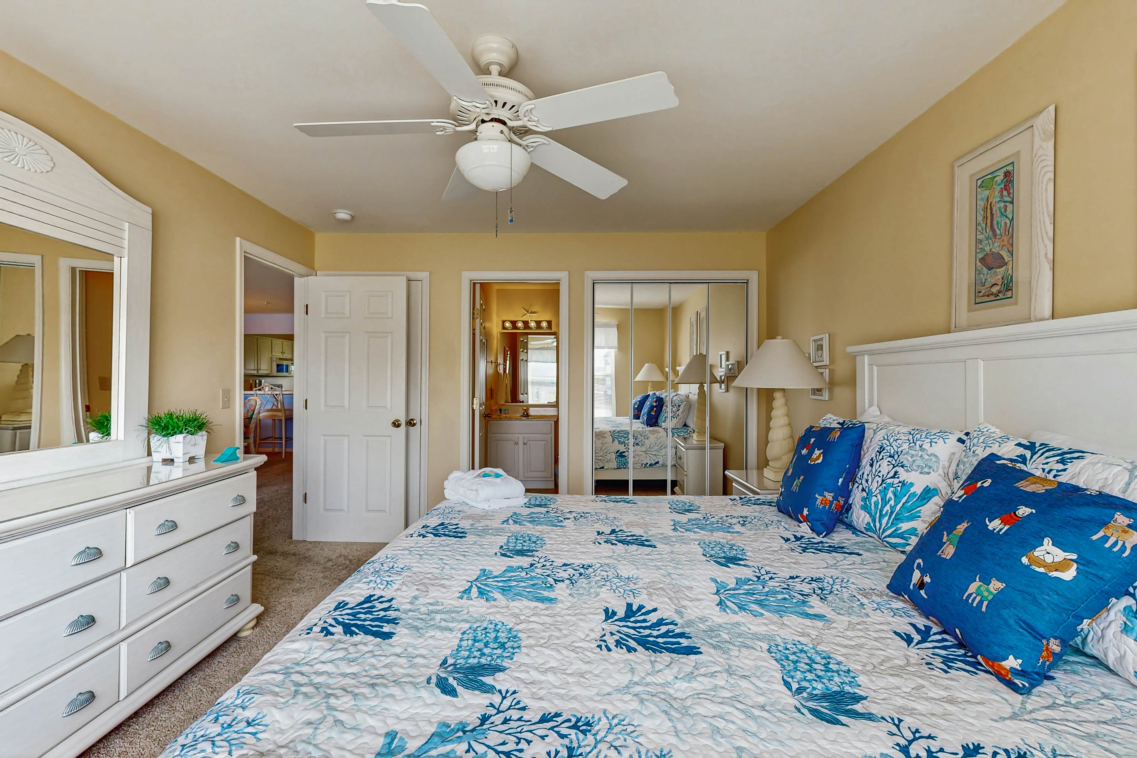 Bethany Bay - 1004 Pavilion Dr 