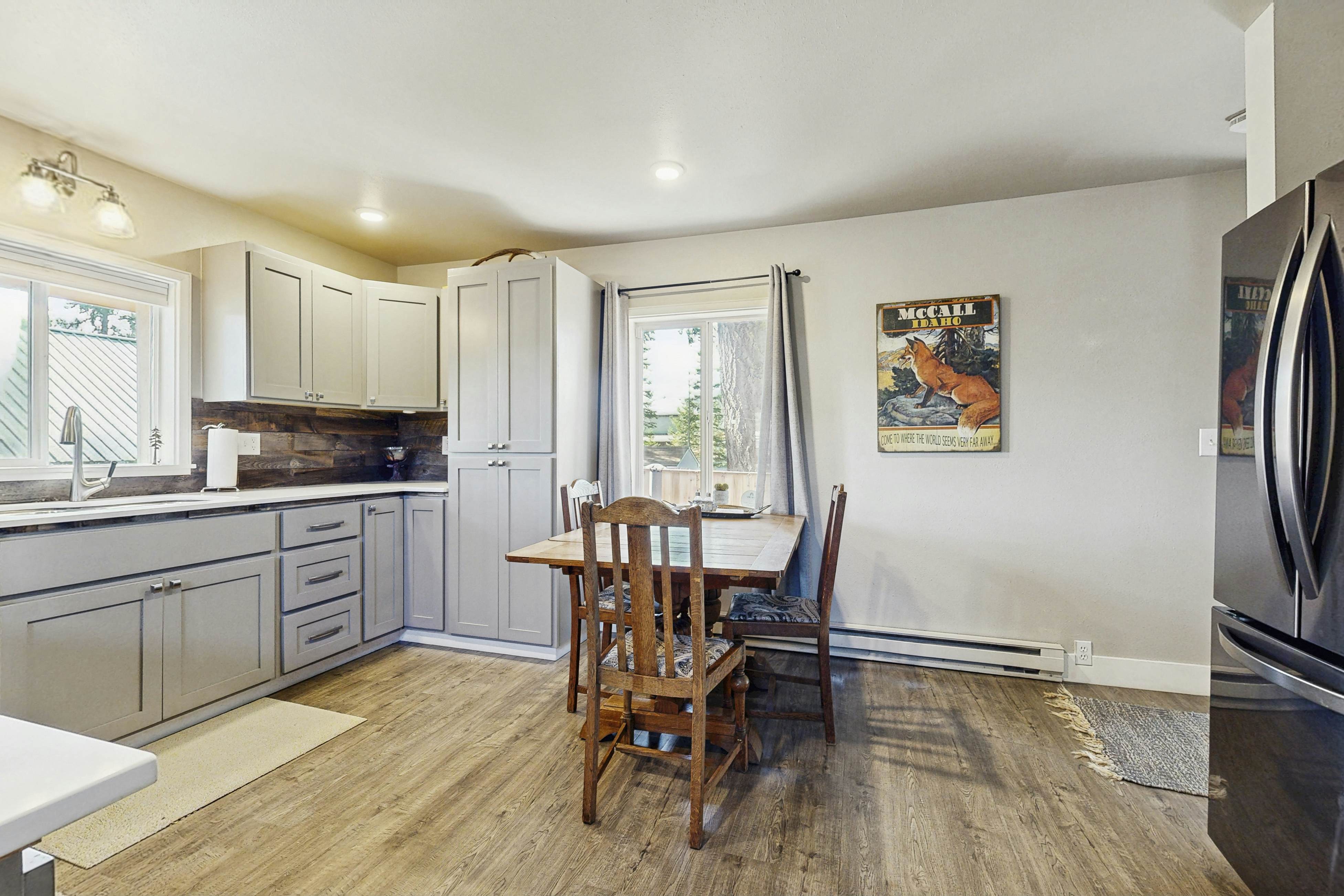 Cottage in the Pines