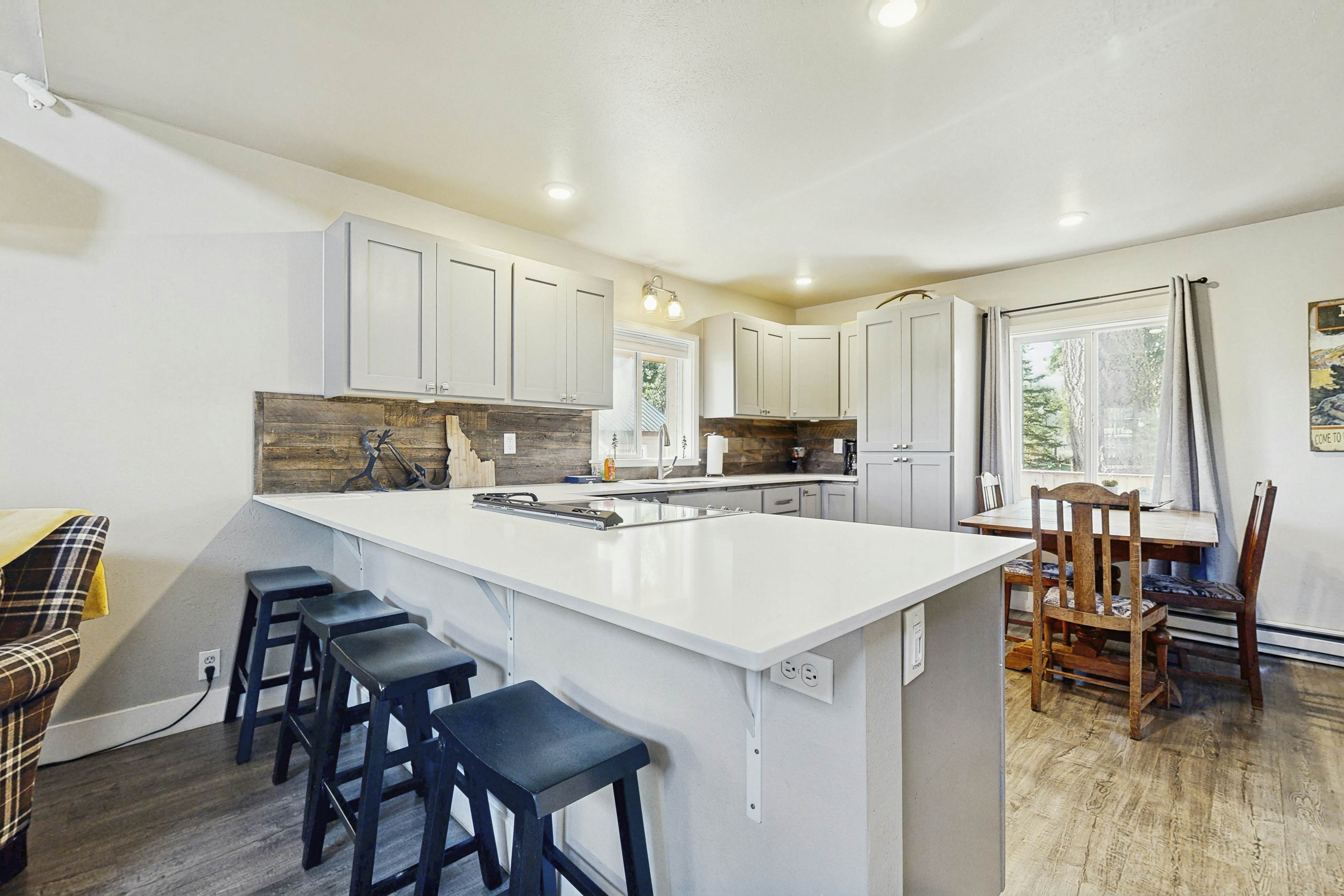 Cottage in the Pines