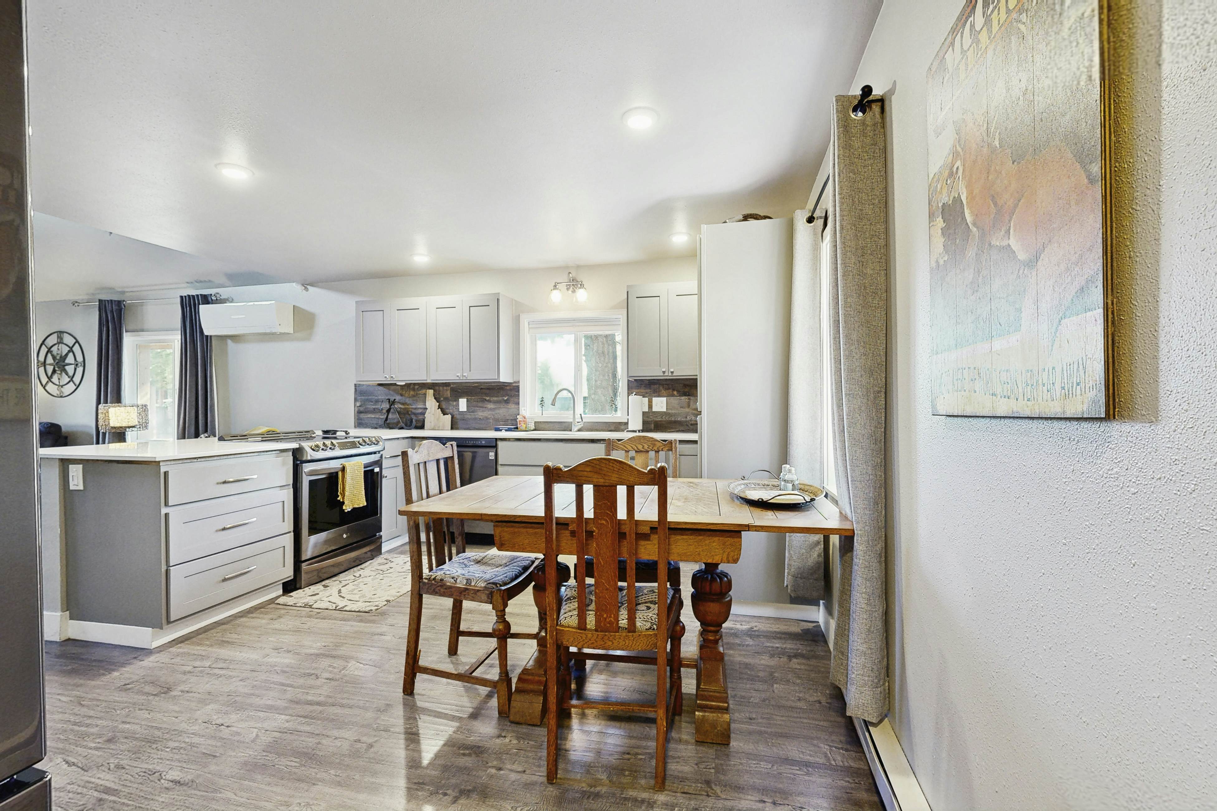 Cottage in the Pines