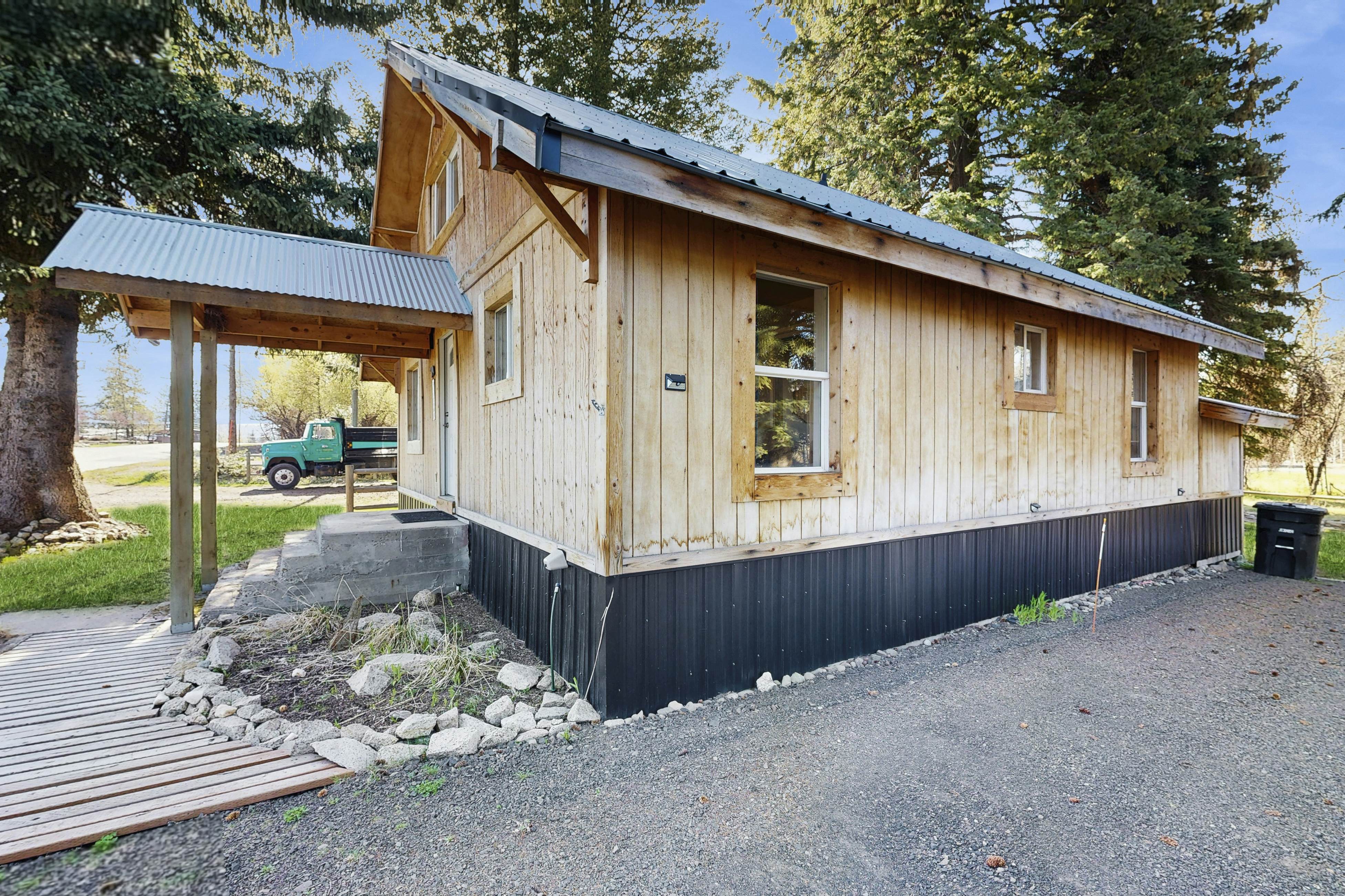 Cottage in the Pines