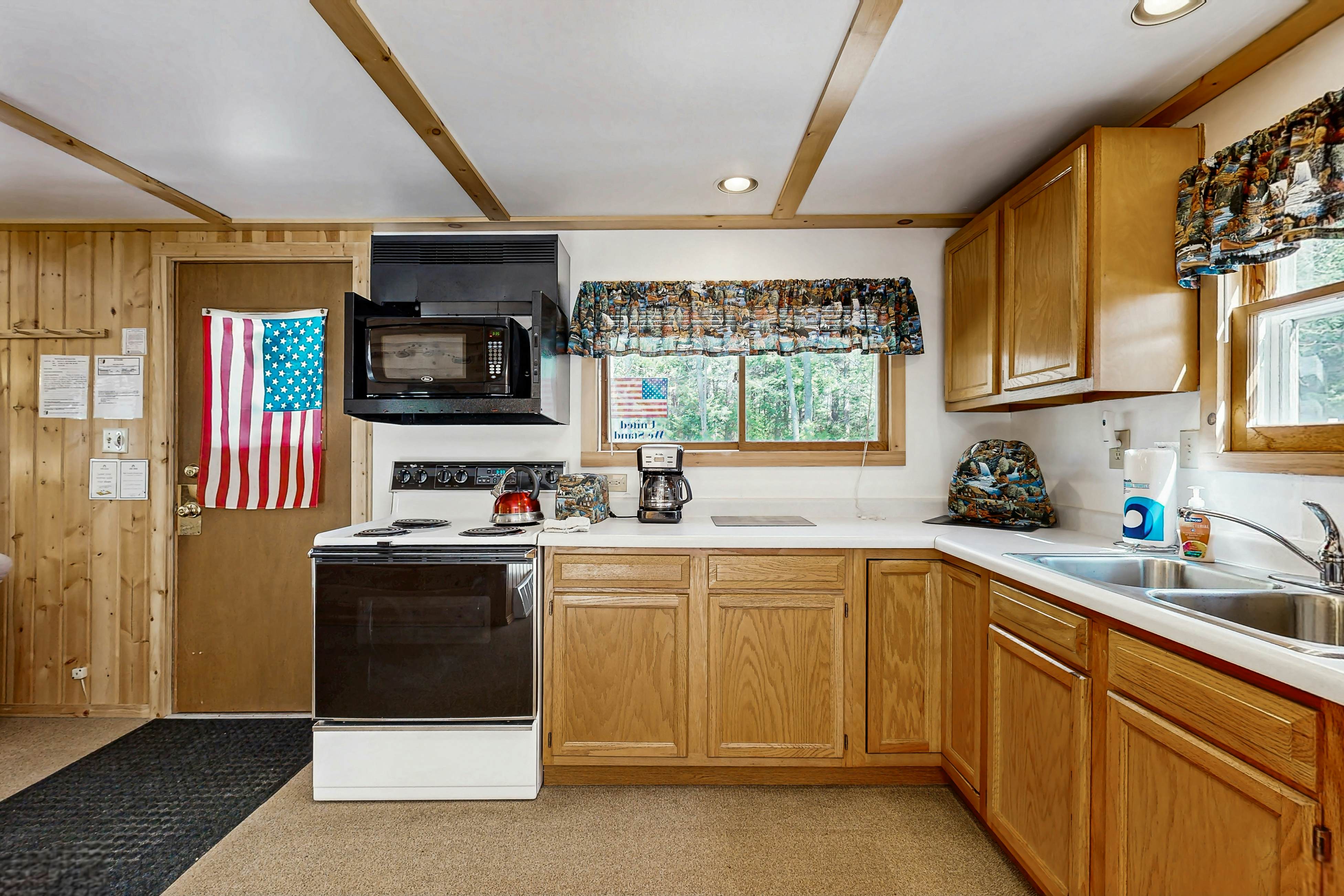 Quaint Northwoods Escape