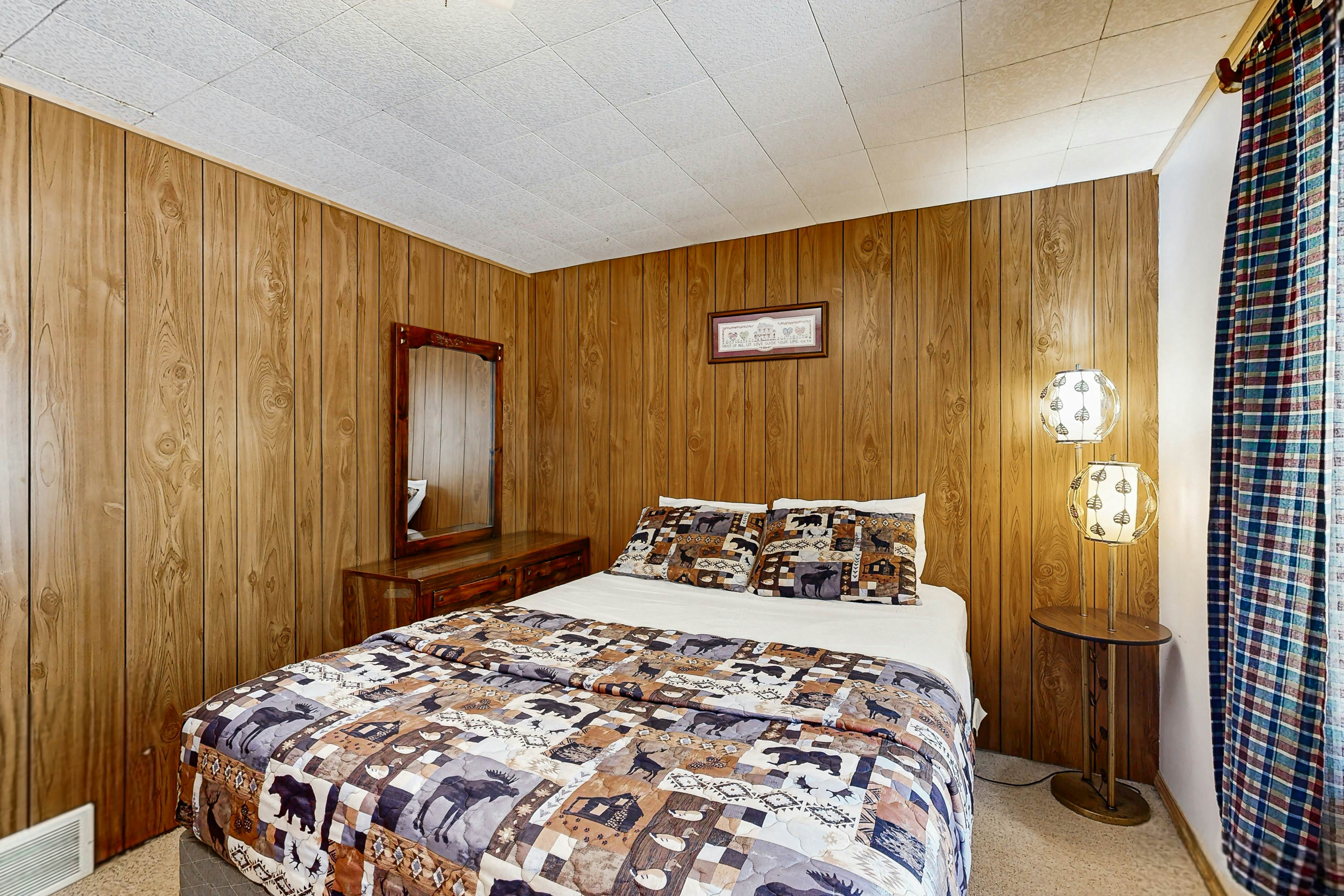 Quaint Northwoods Escape