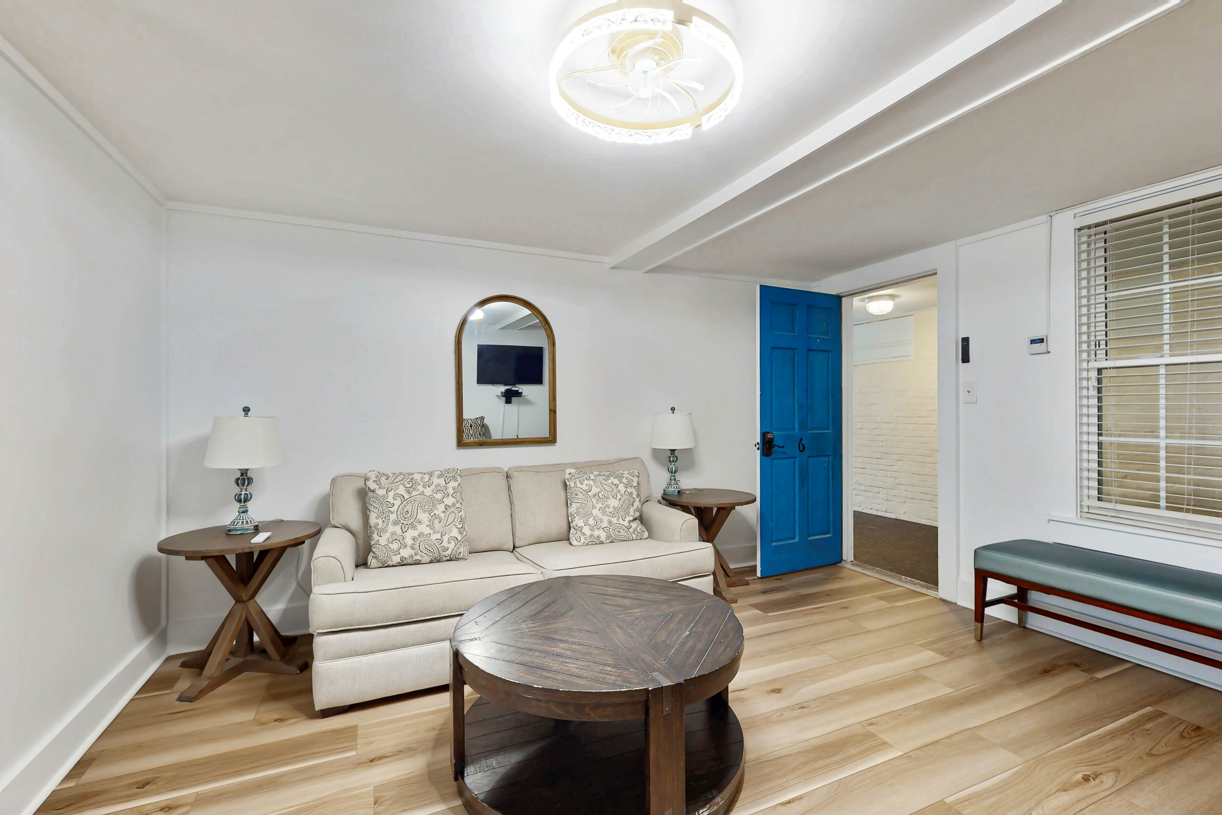 Georgianne Suite Six