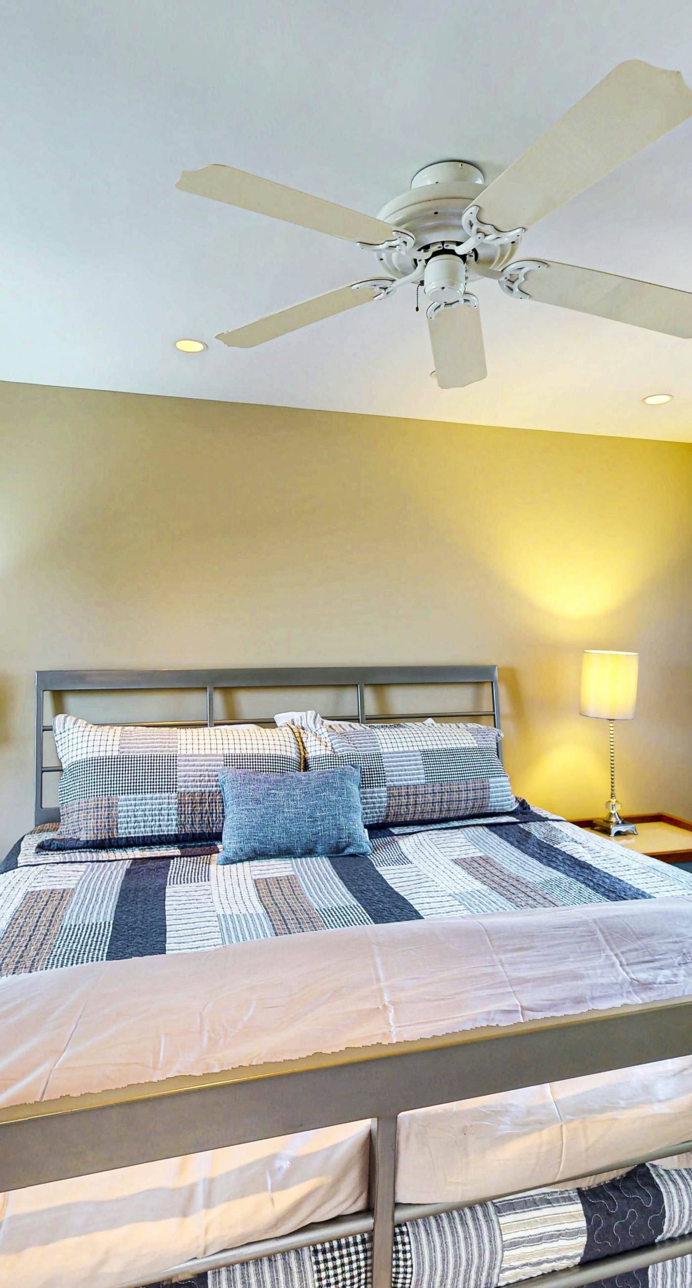 Town of Rehoboth Beach - 38242 Robinson Dr, Unit #2