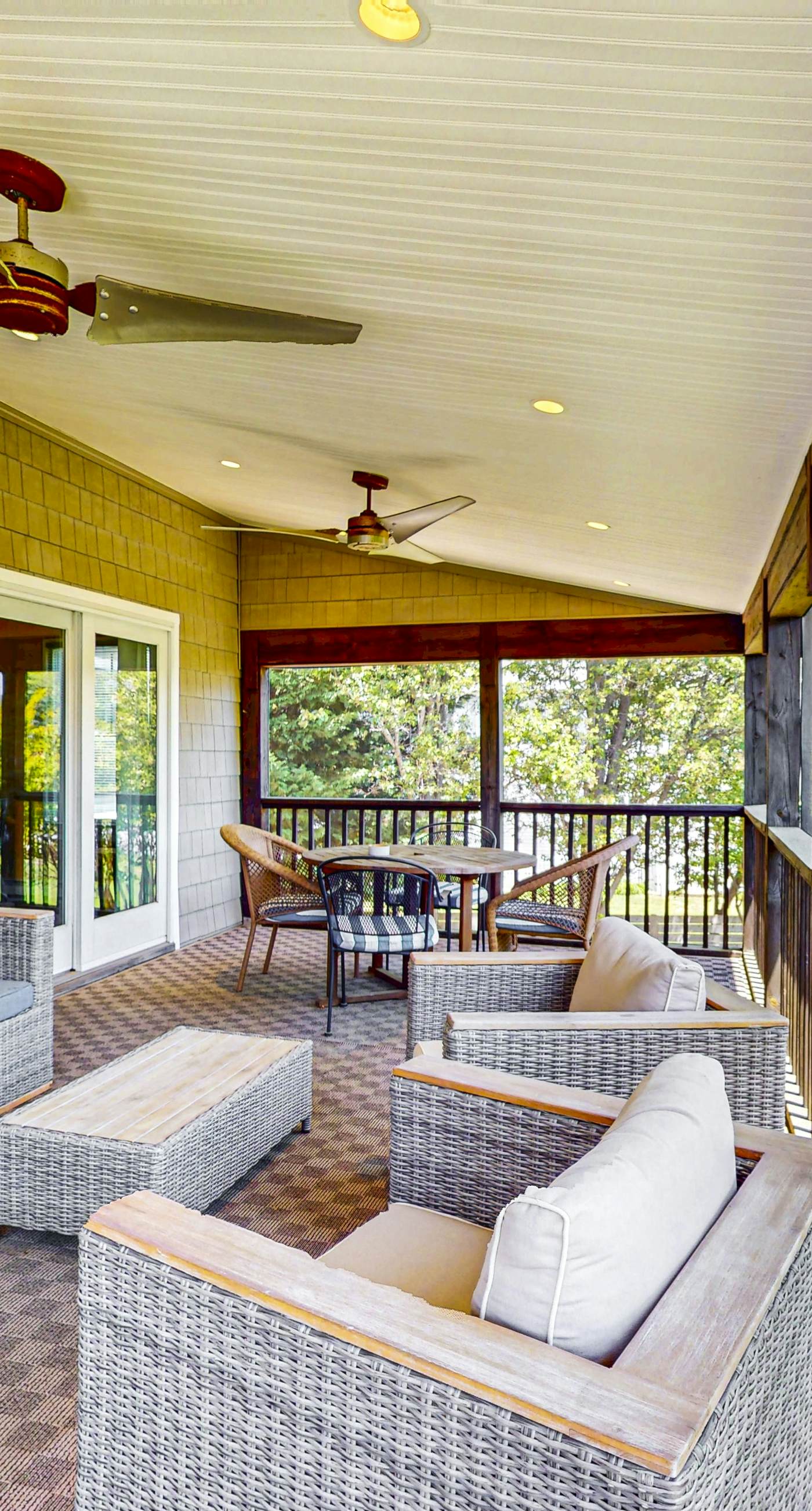 Town of Rehoboth Beach - 38242 Robinson Dr, Unit #2