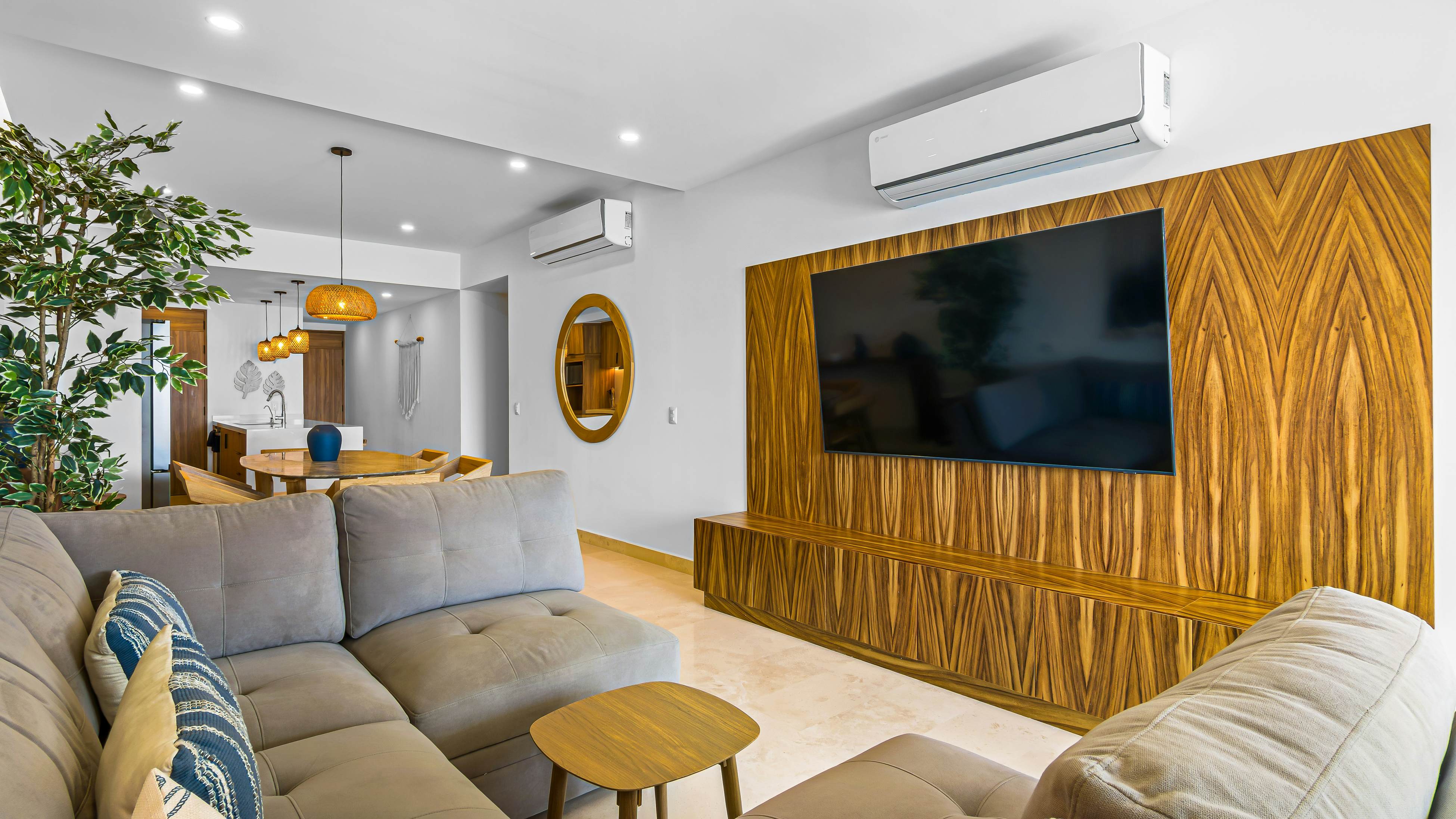 The Marlin Room at Harbor 171 Torre Norte