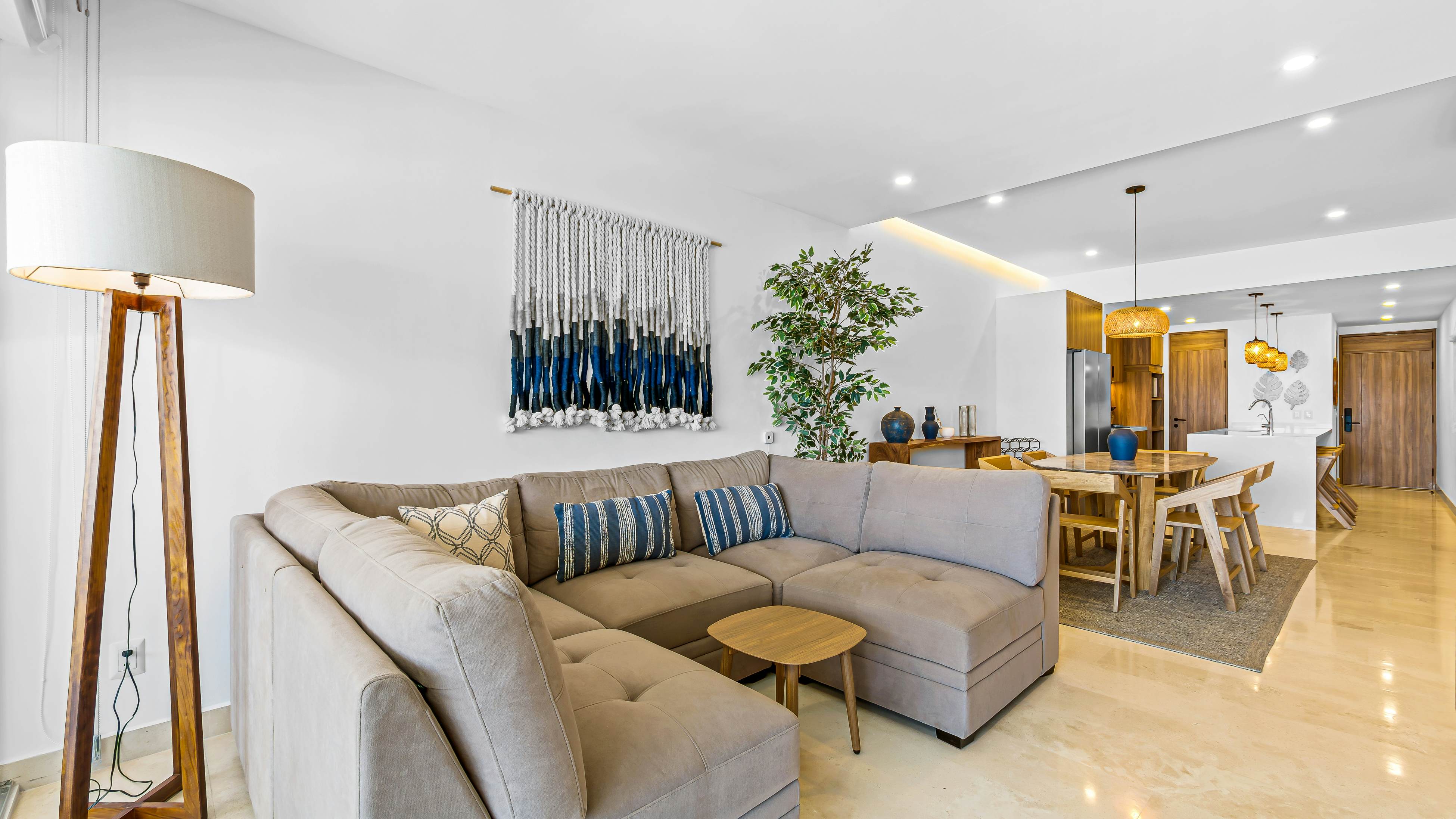 The Marlin Room at Harbor 171 Torre Norte