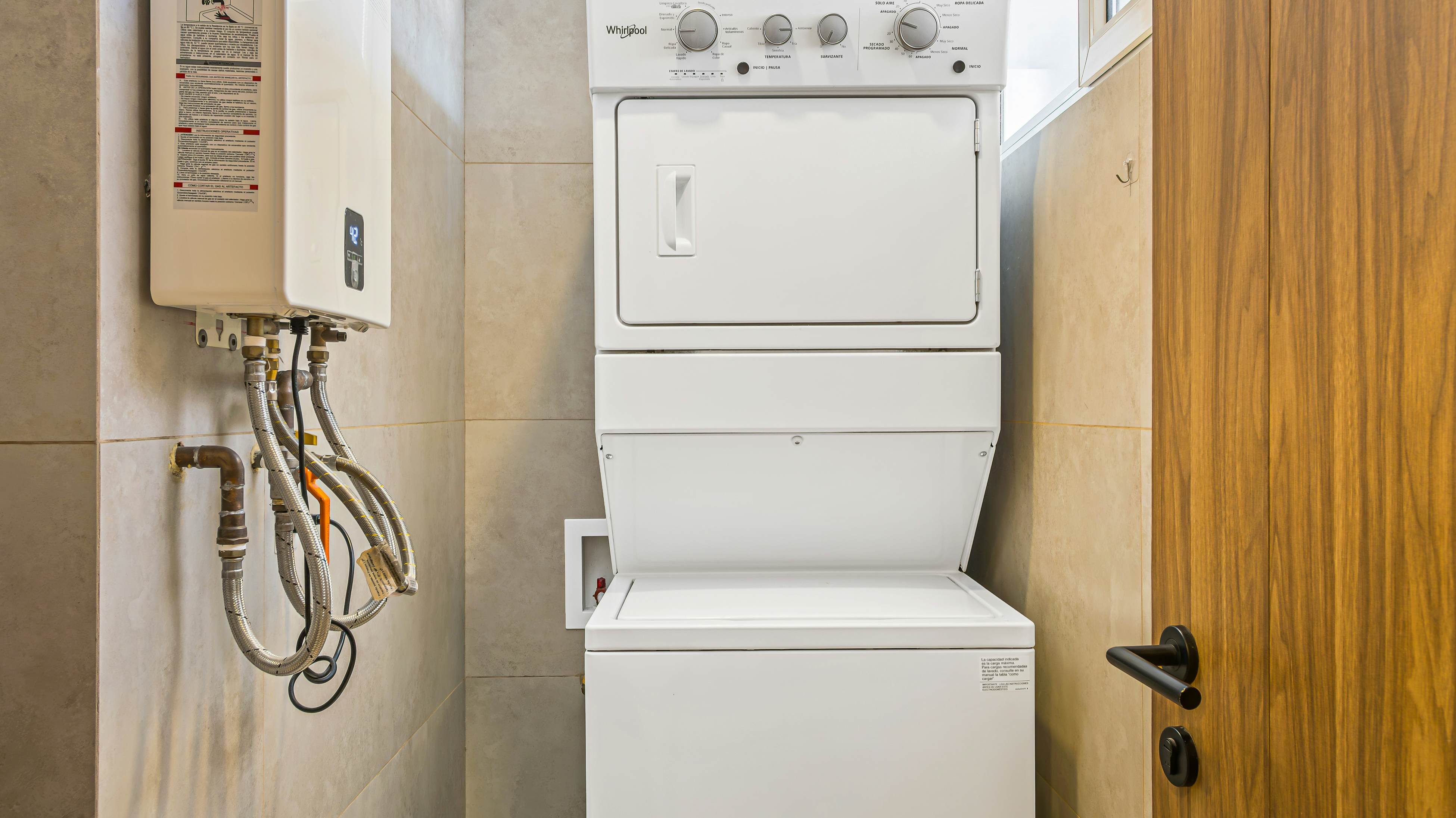 The Marlin Room at Harbor 171 Torre Norte