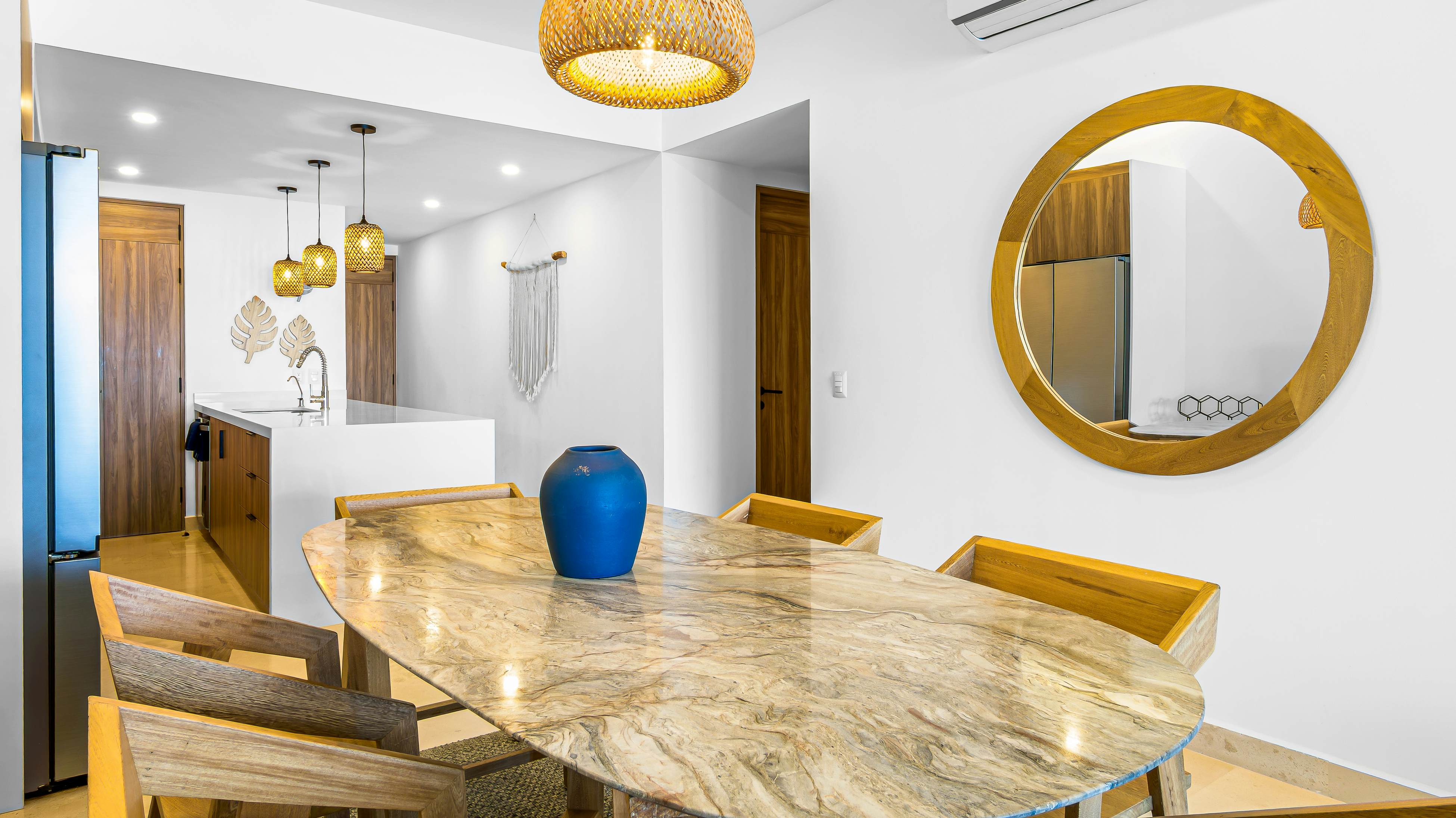 The Marlin Room at Harbor 171 Torre Norte