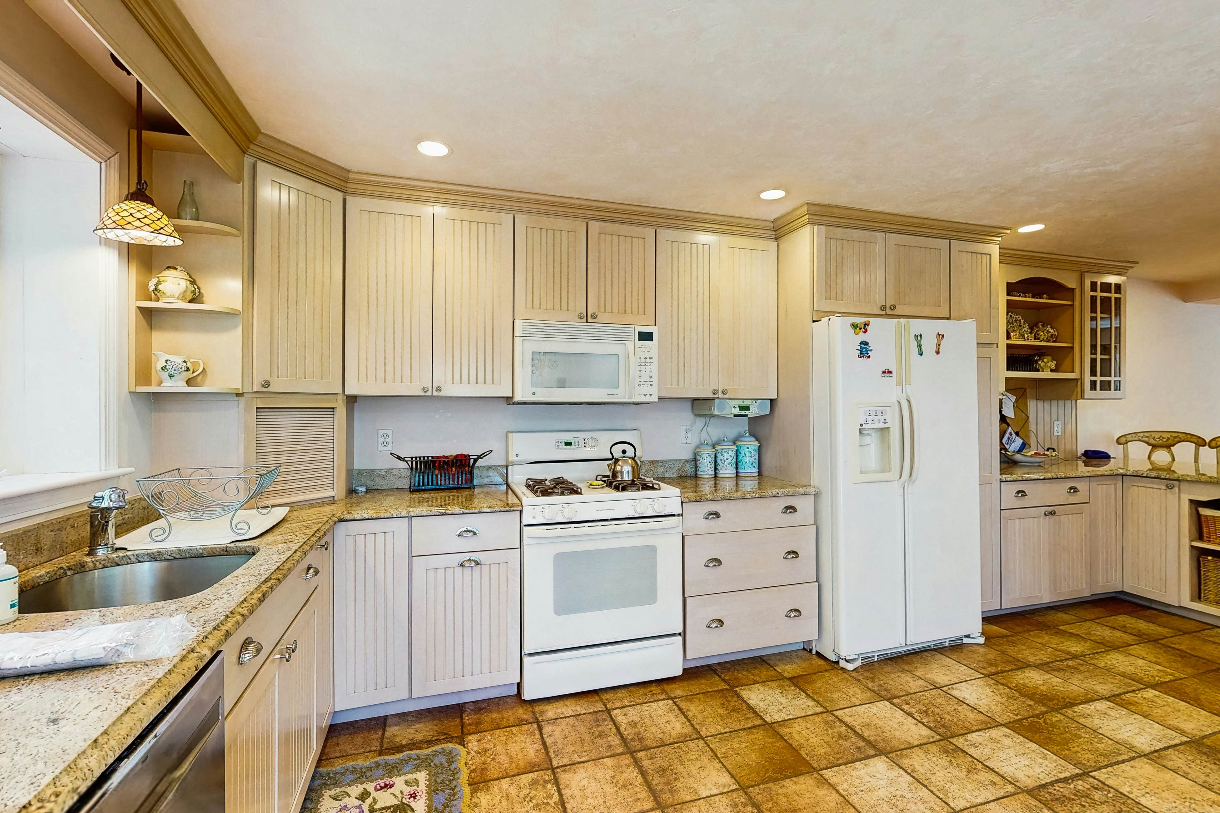 The Yarmouth Anchor - 12