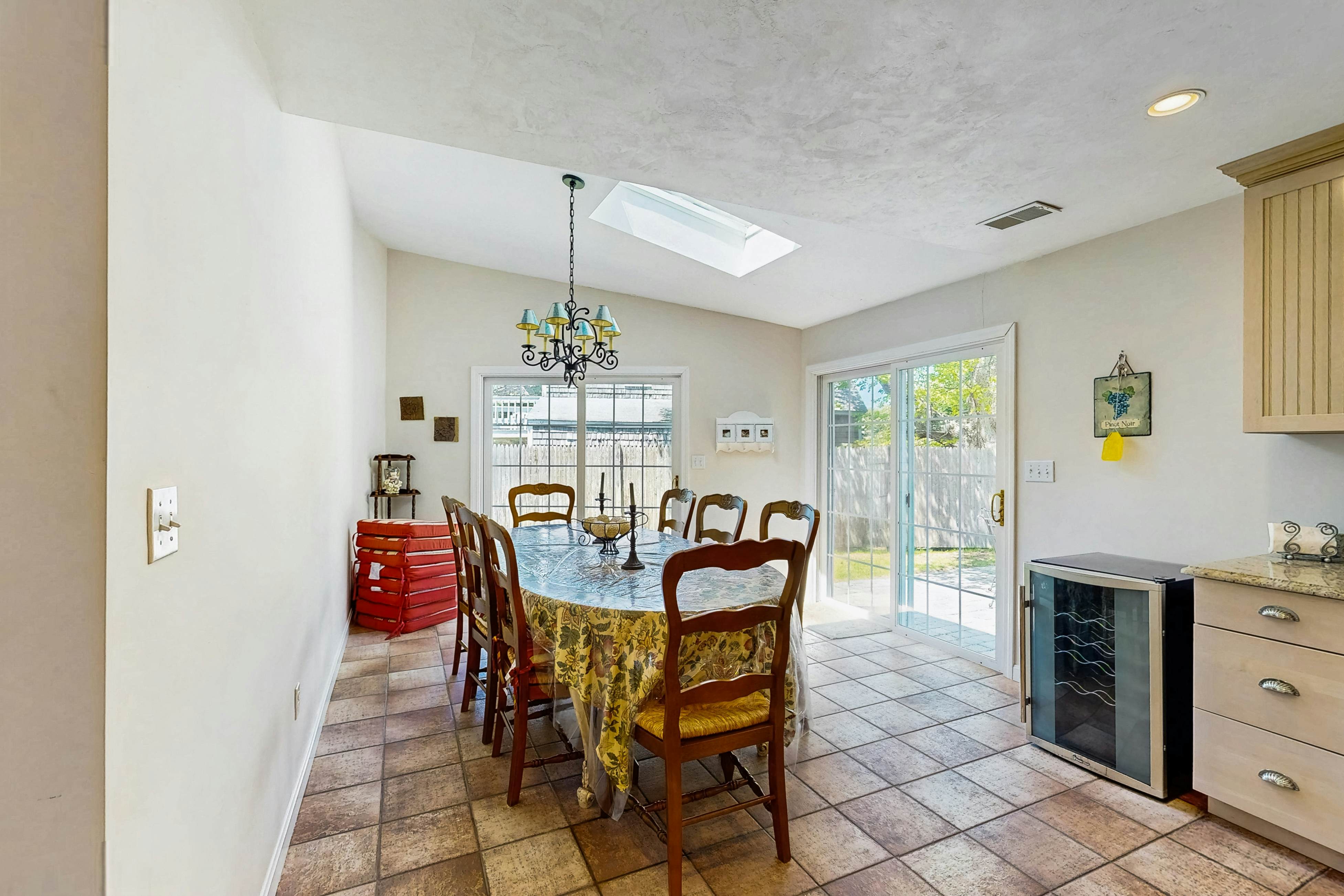 The Yarmouth Anchor - 12