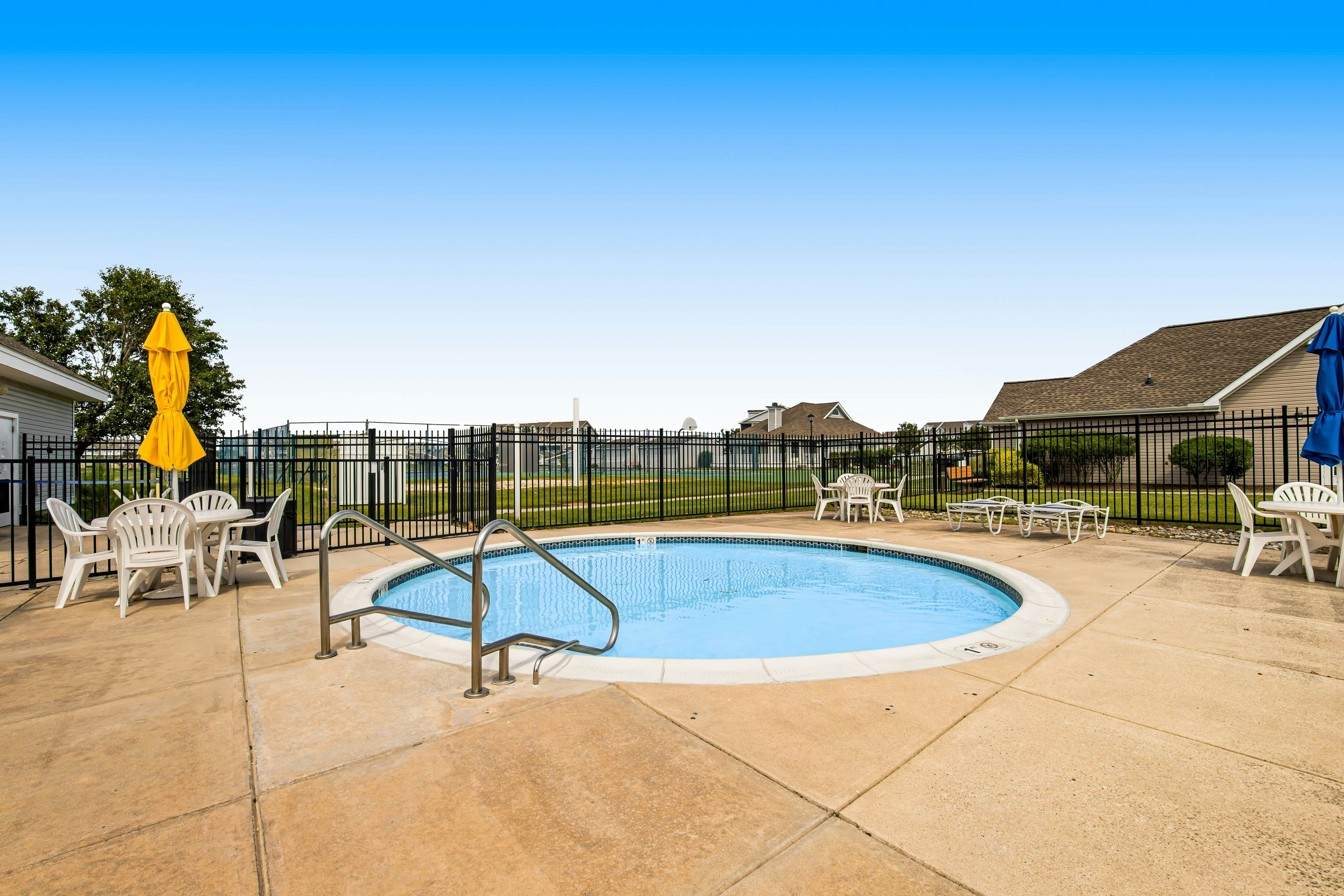 Bethany Bay - 30381 Crowley Drive Unit #318