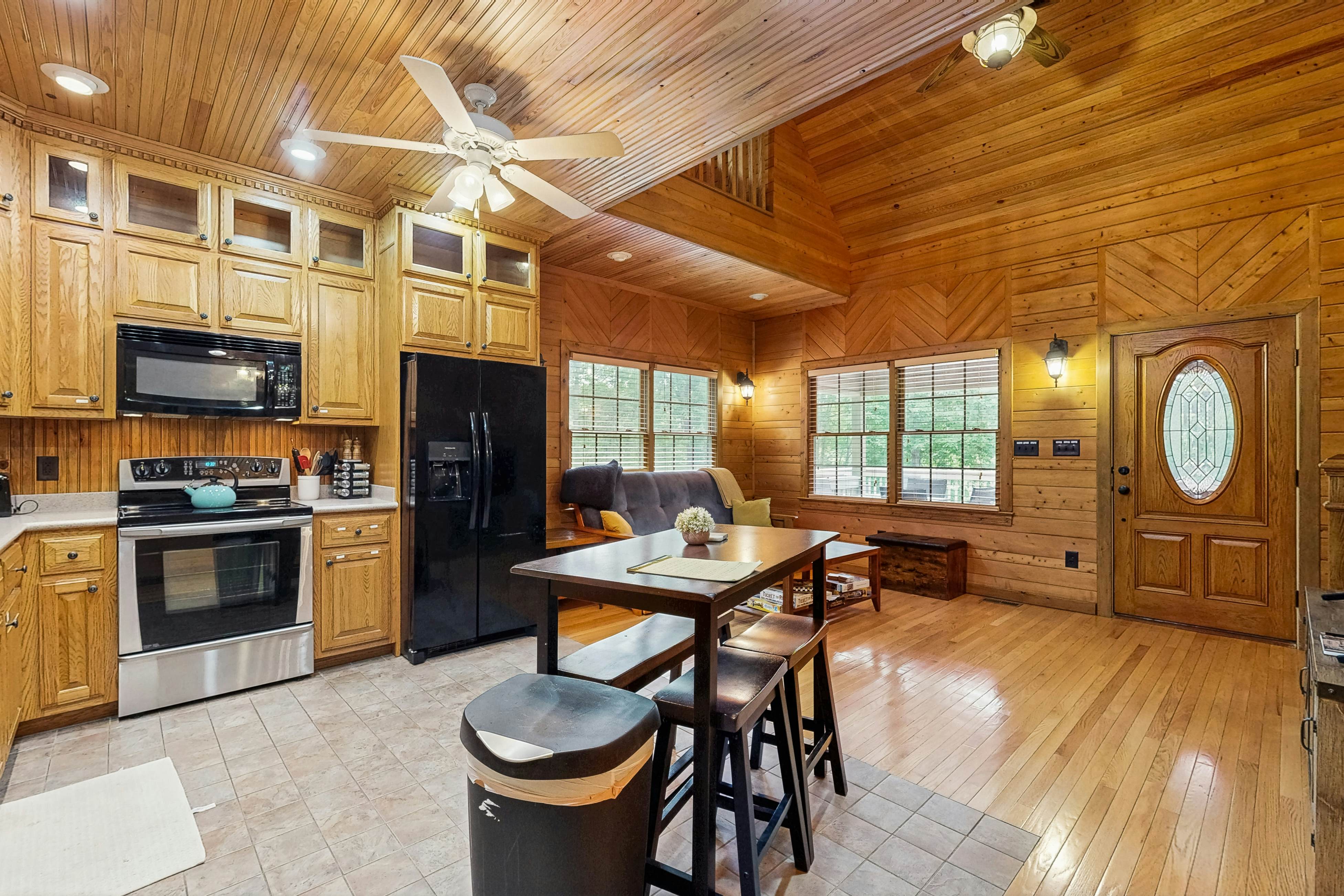 The Cozy Cabin on Lake Gaston