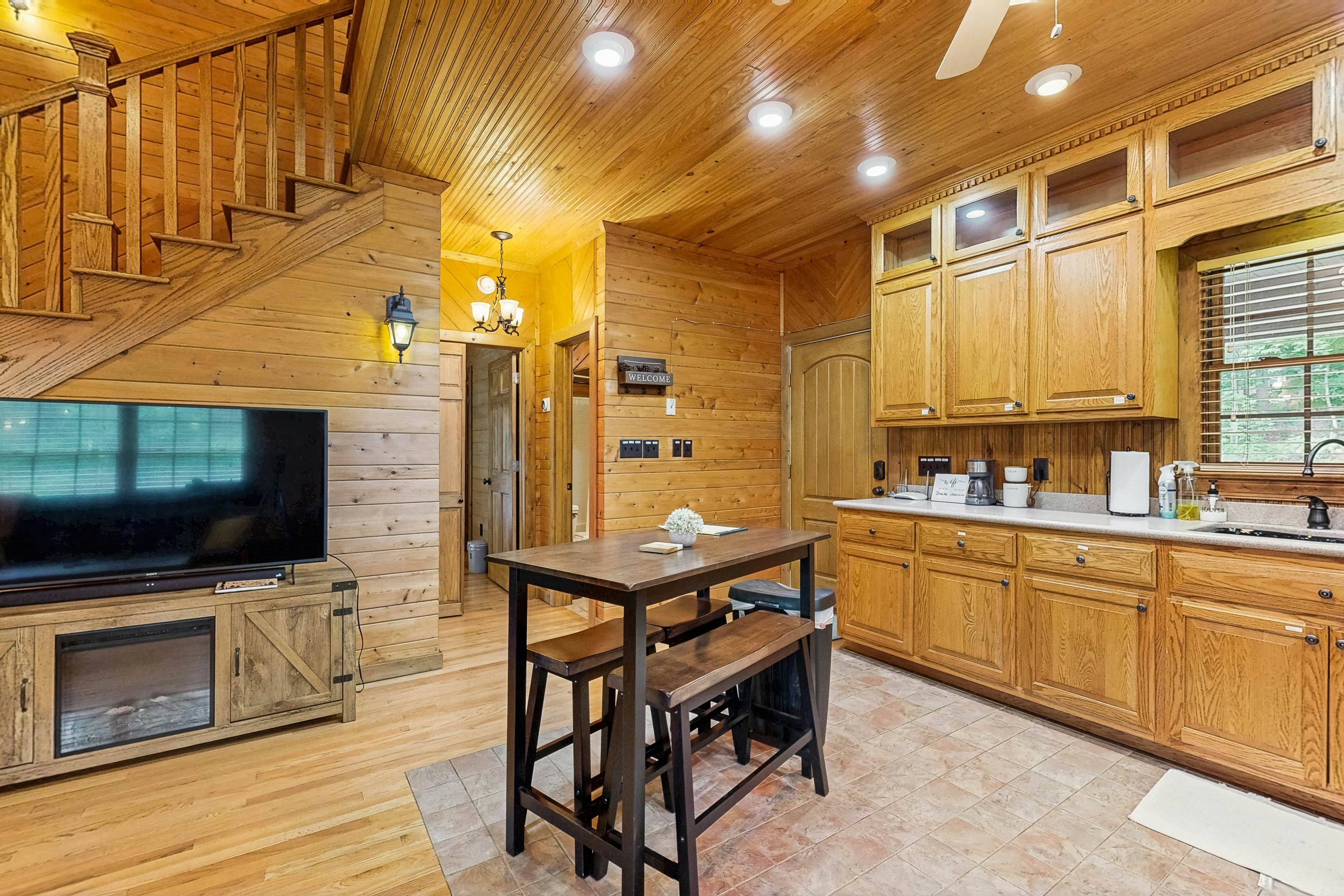 The Cozy Cabin on Lake Gaston