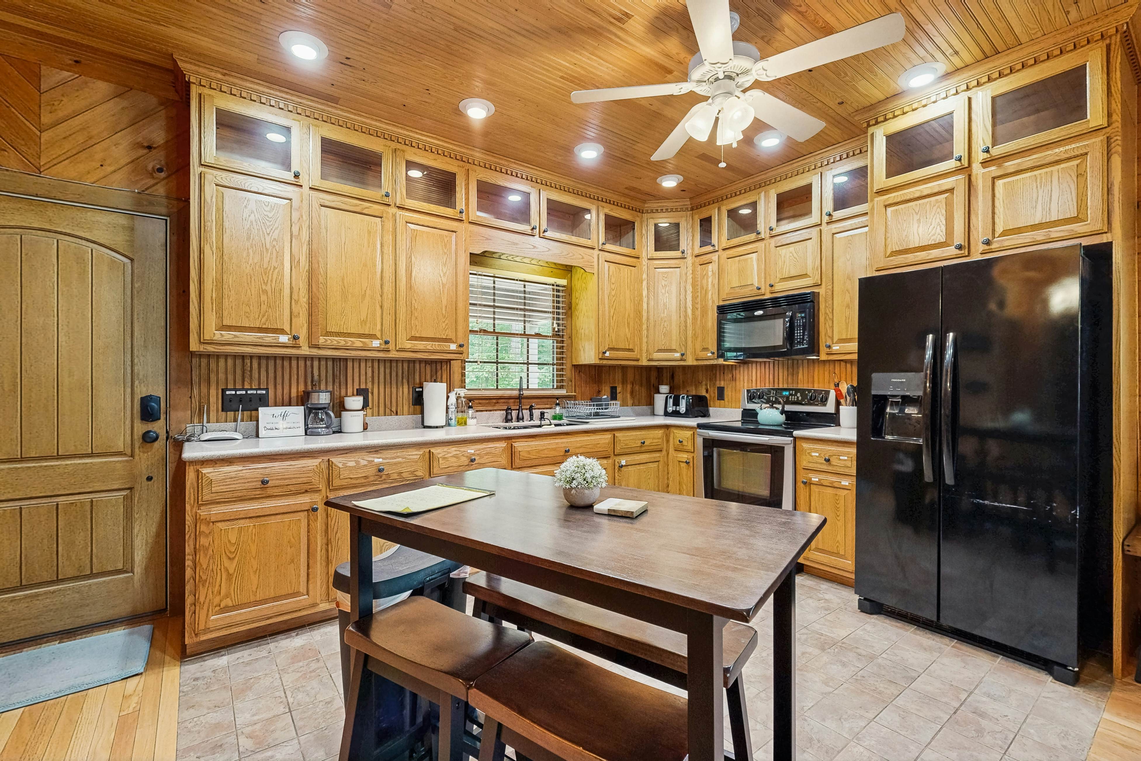 The Cozy Cabin on Lake Gaston