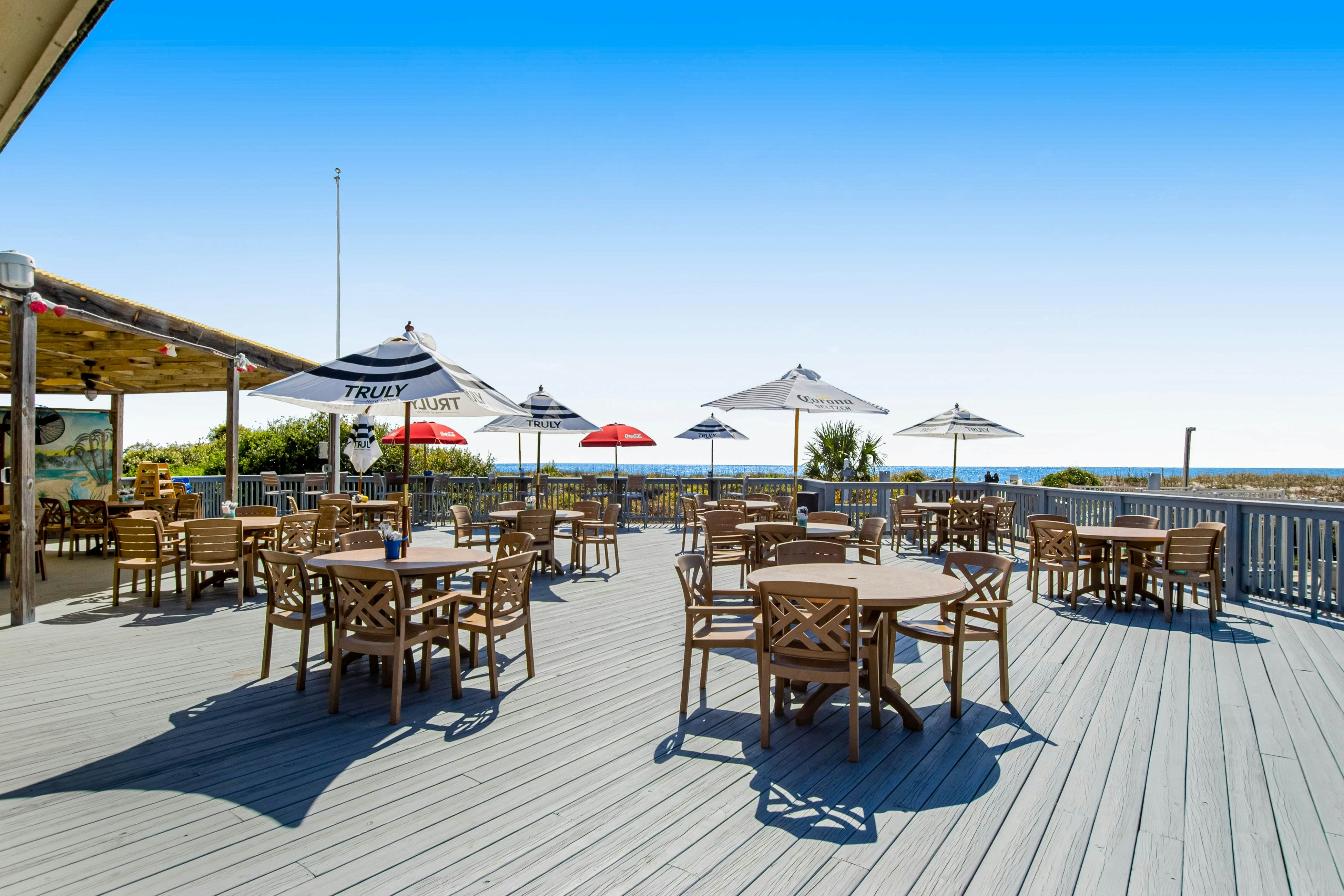 HH Beach & Tennis 119C