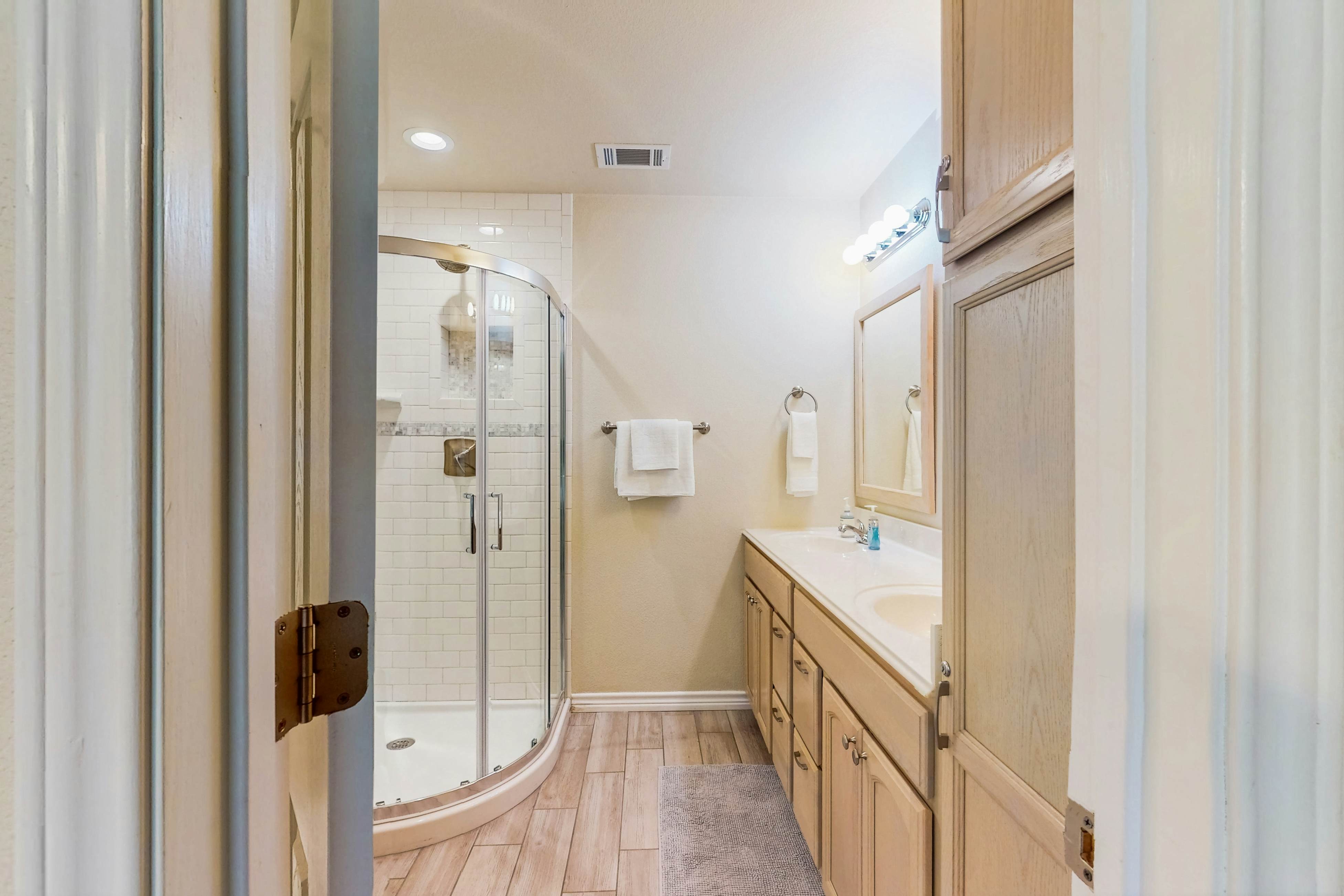 Ruff Lakehouse on Lake LBJ