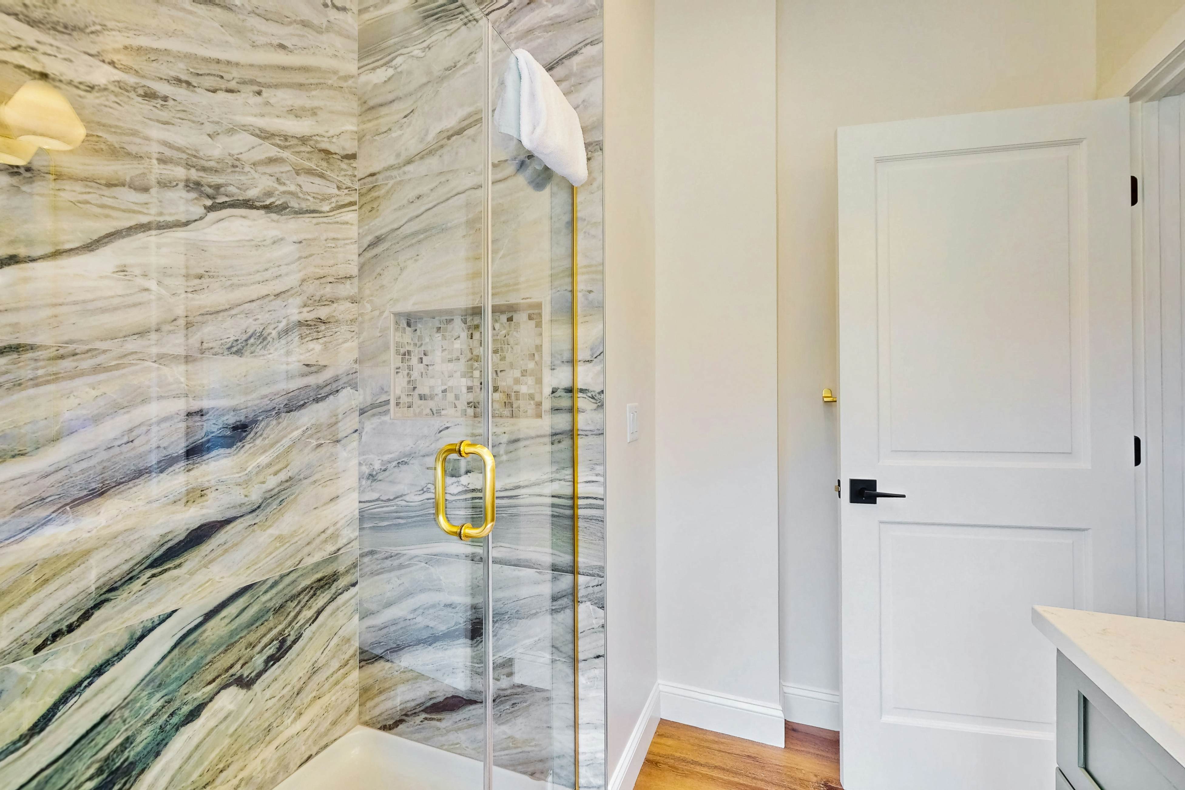 Thayer Beach Lakehouse