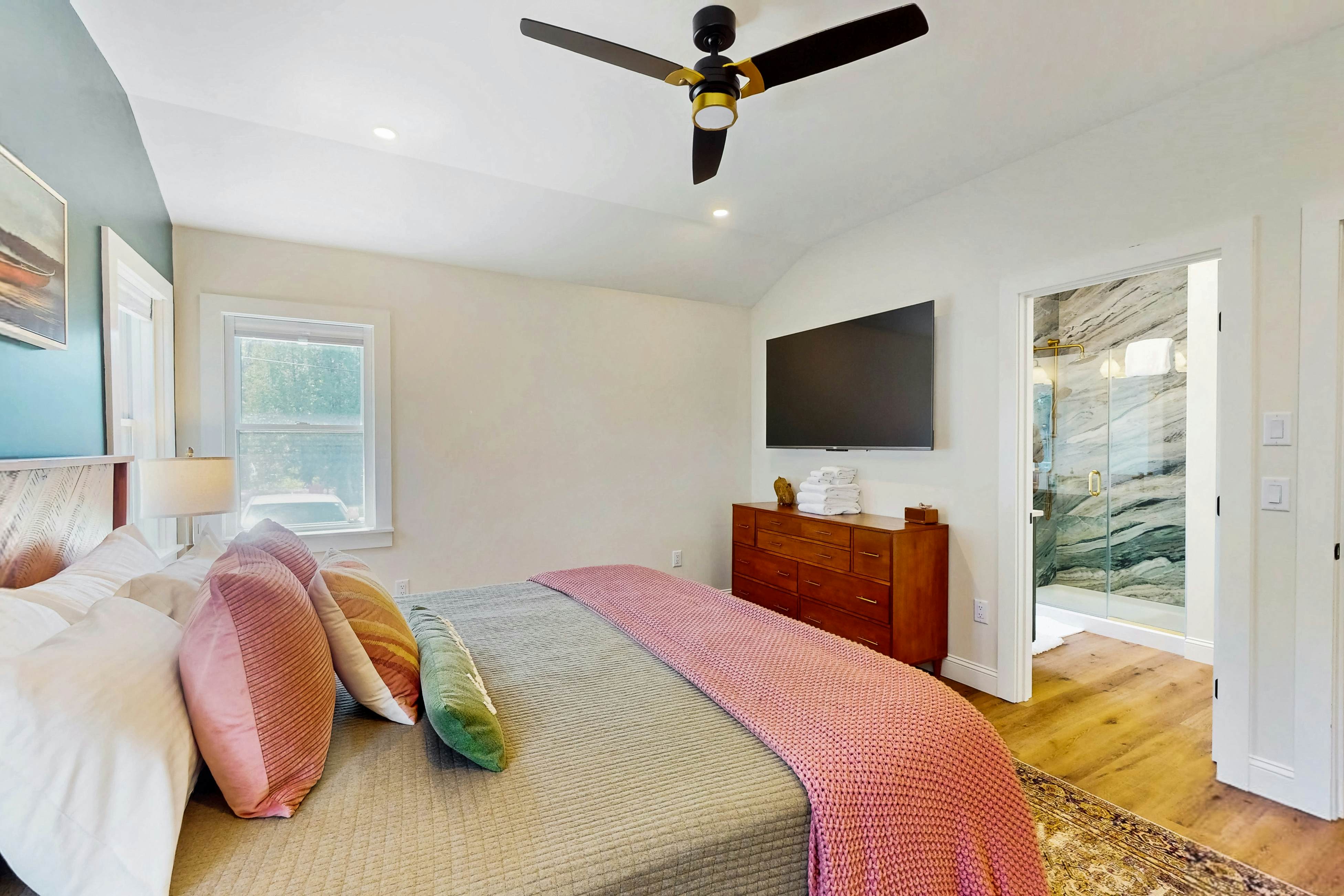 Thayer Beach Lakehouse