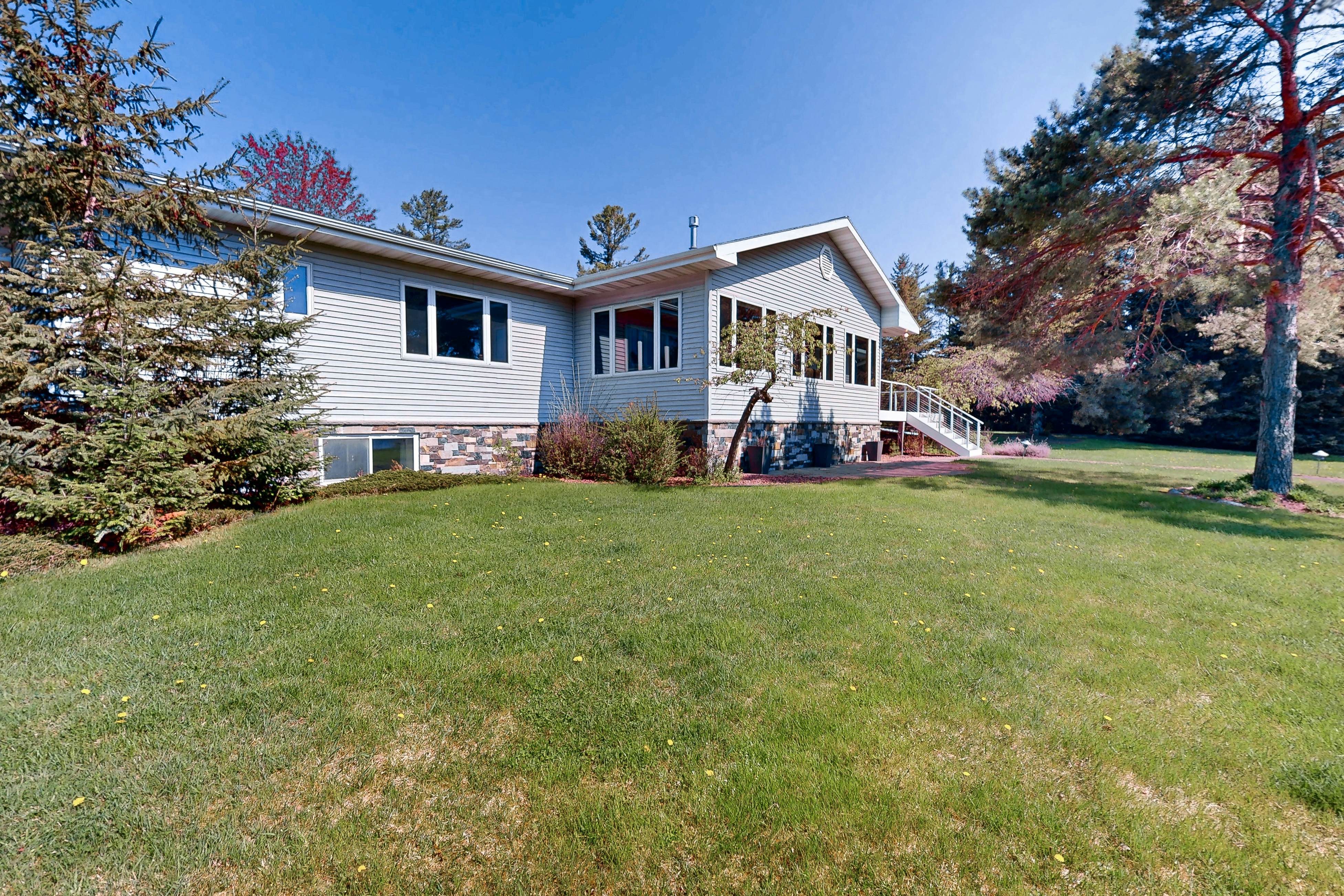 The 19th Hole Lakeside