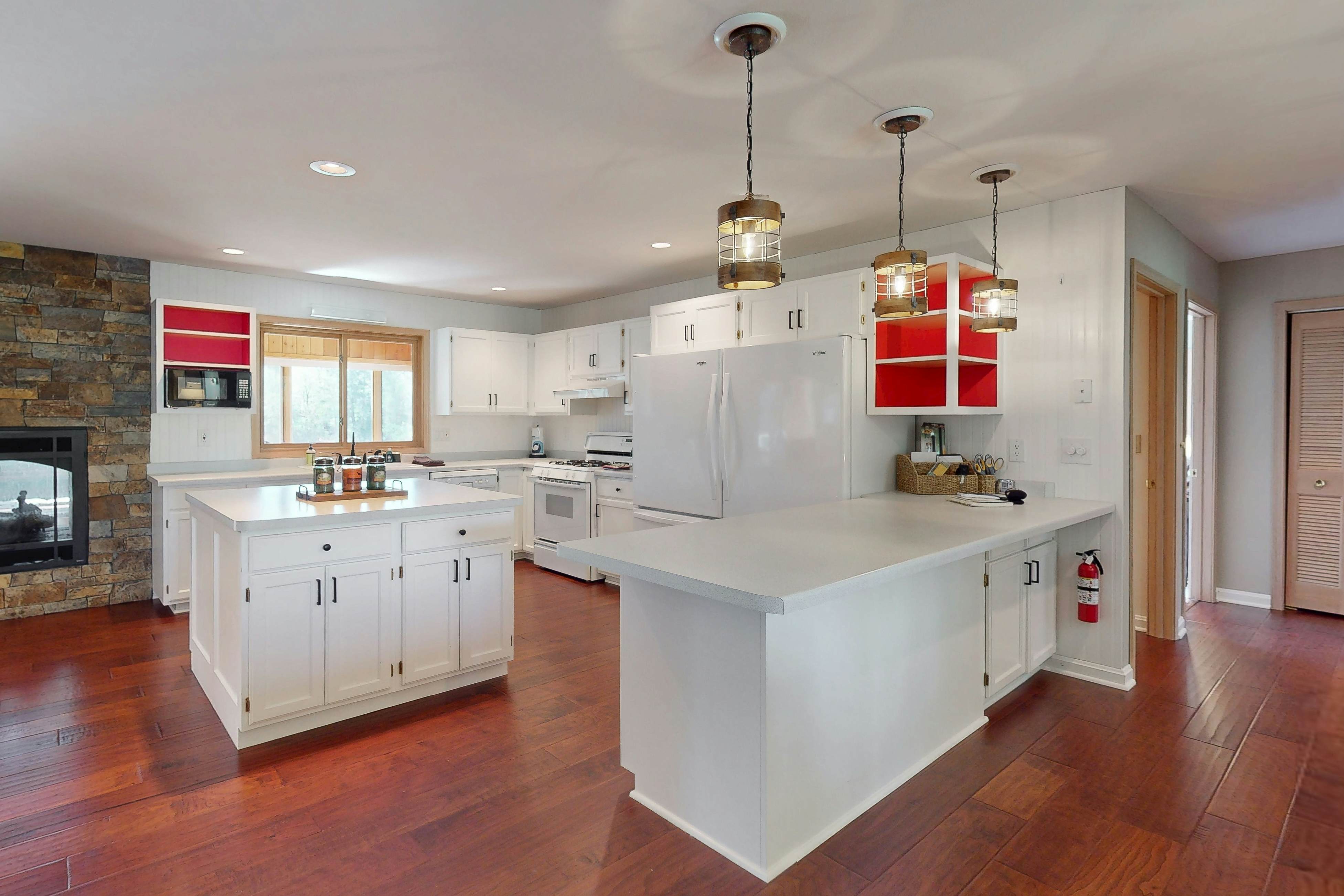 The 19th Hole Lakeside