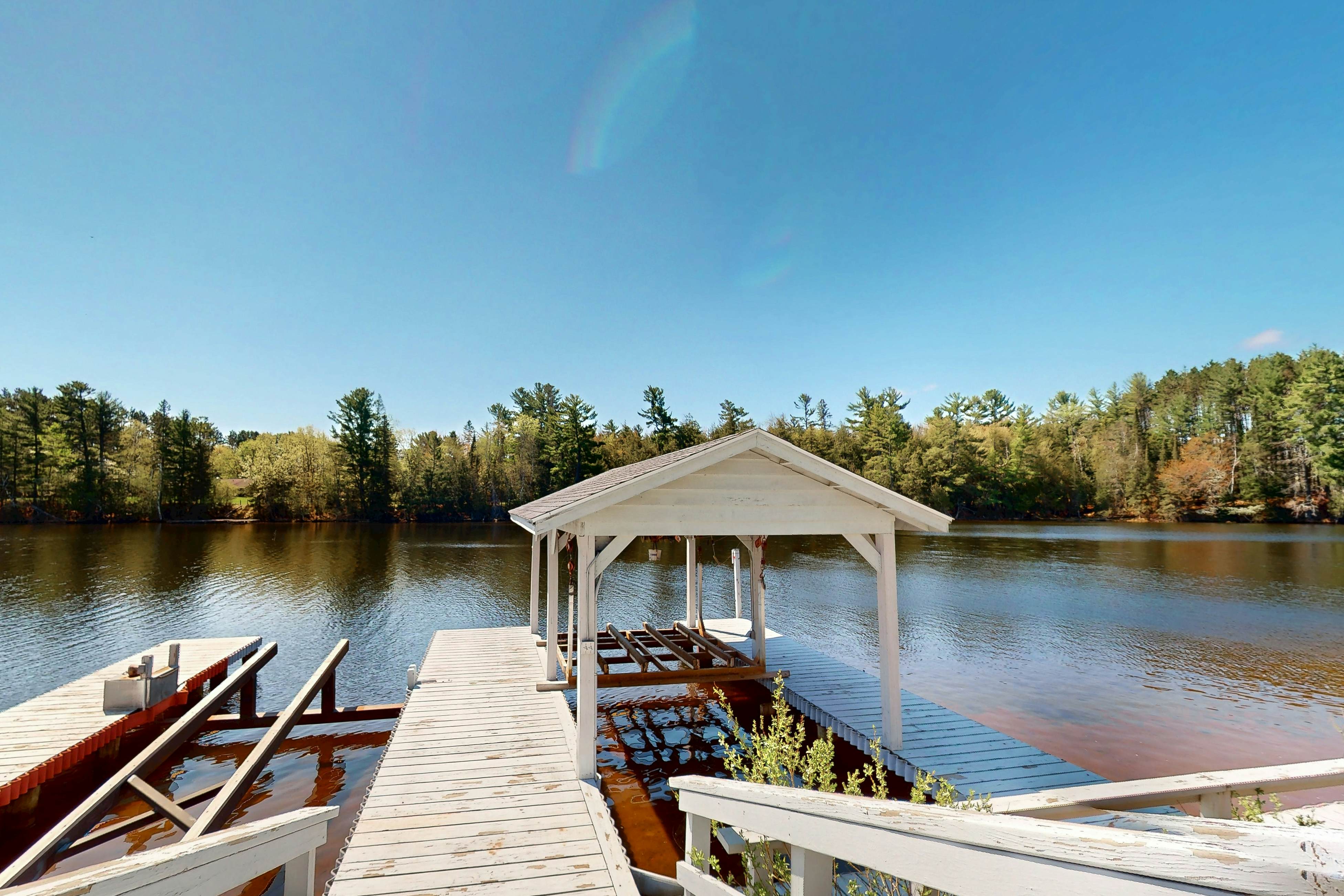 The 19th Hole Lakeside