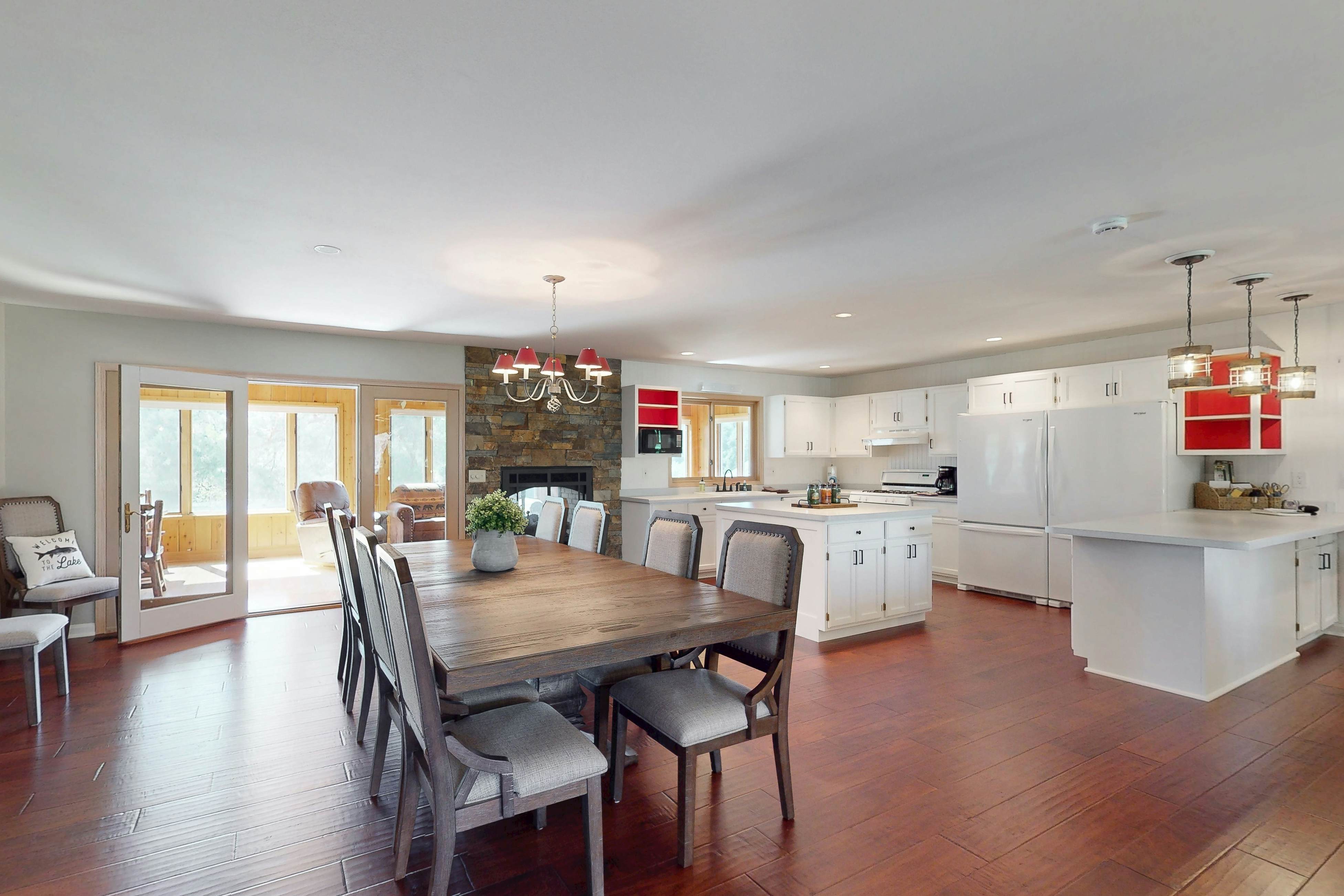 The 19th Hole Lakeside