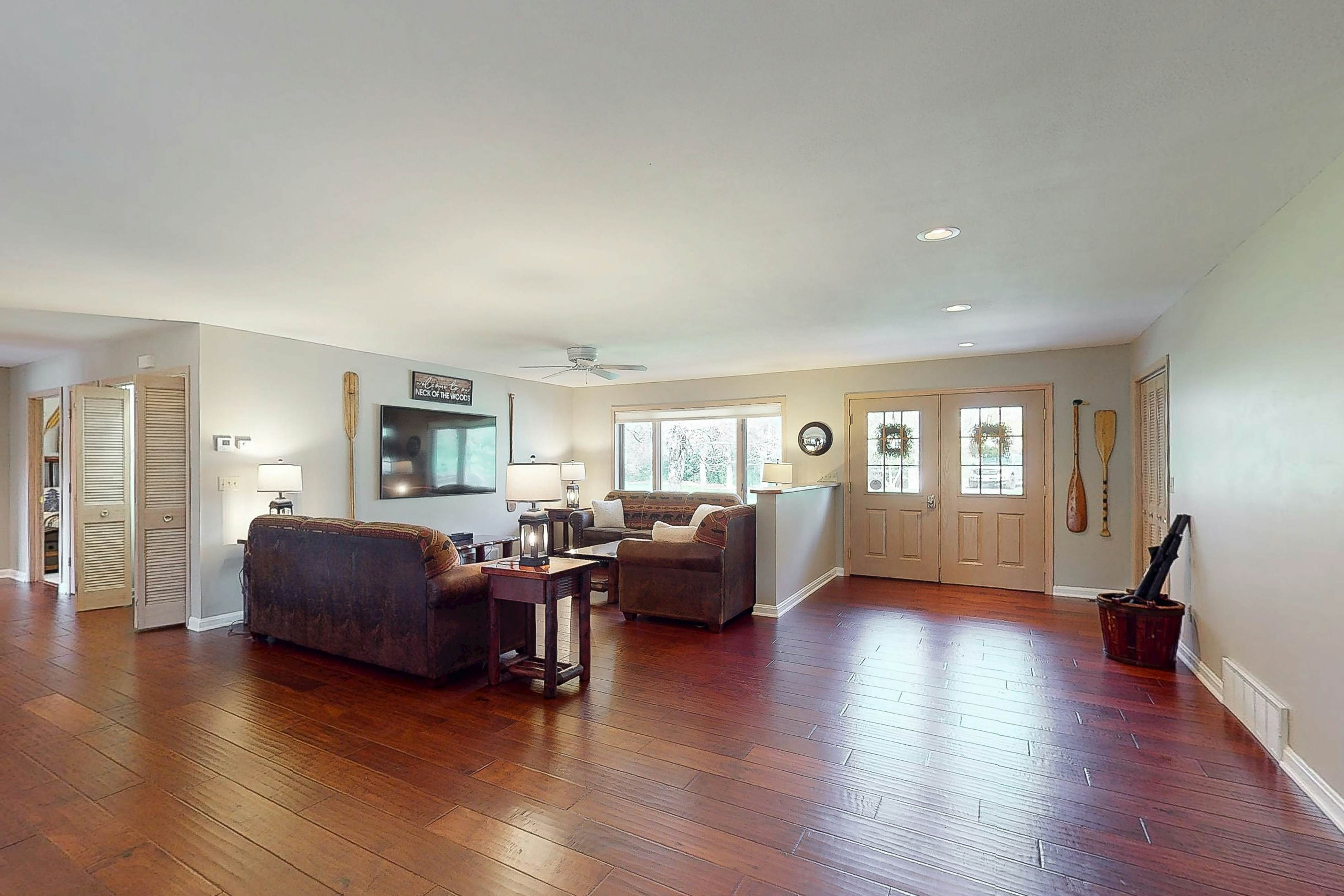 The 19th Hole Lakeside