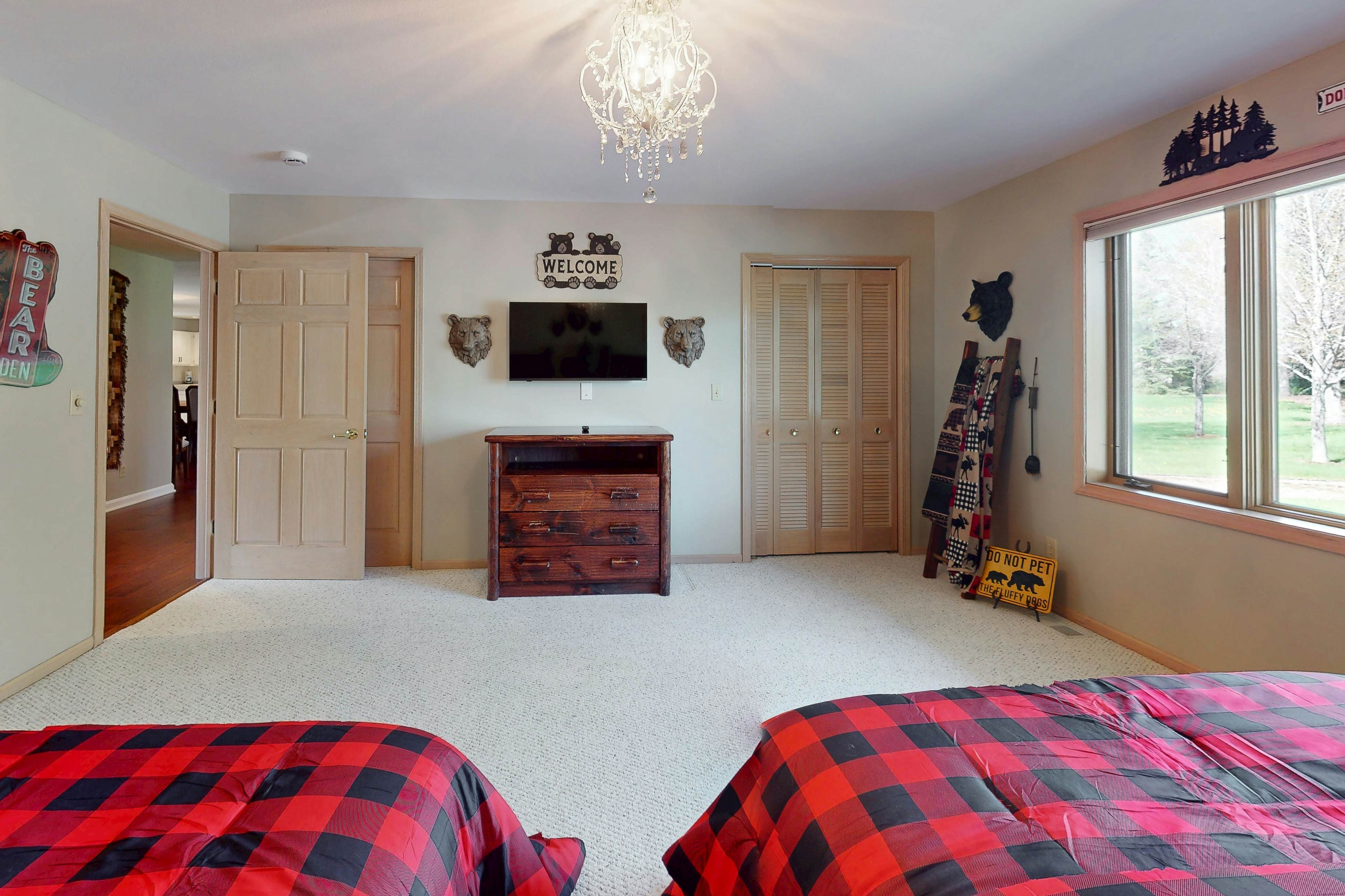 The 19th Hole Lakeside