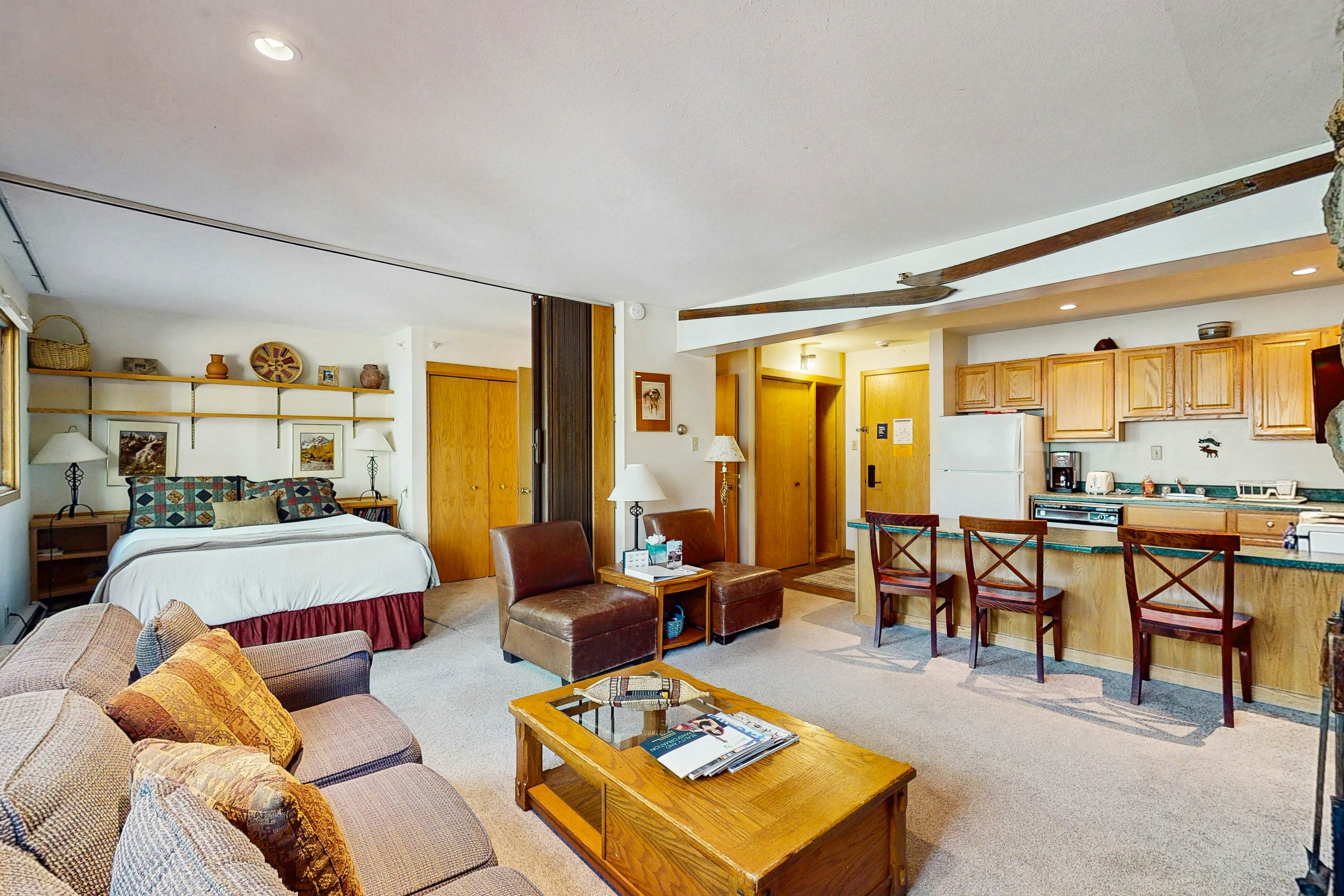 Cozy Slopeside Condo