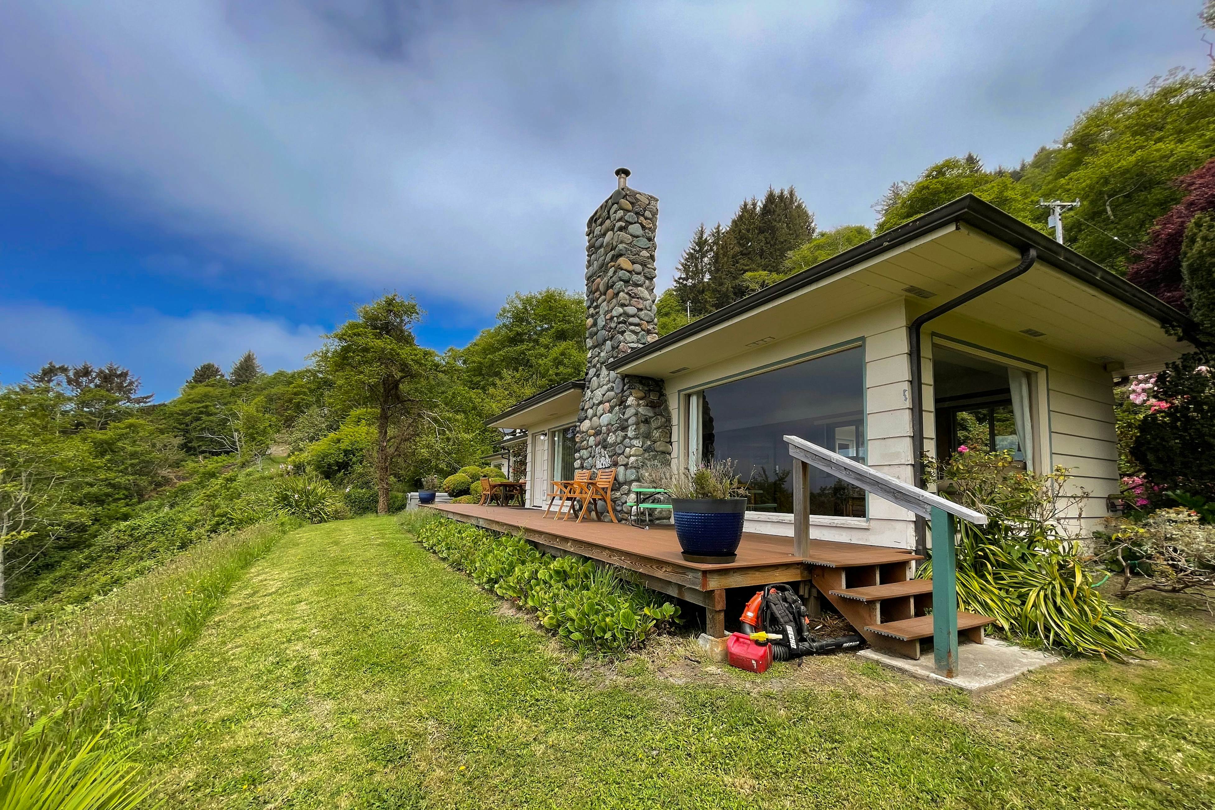 Freshwater Lagoon Retreat