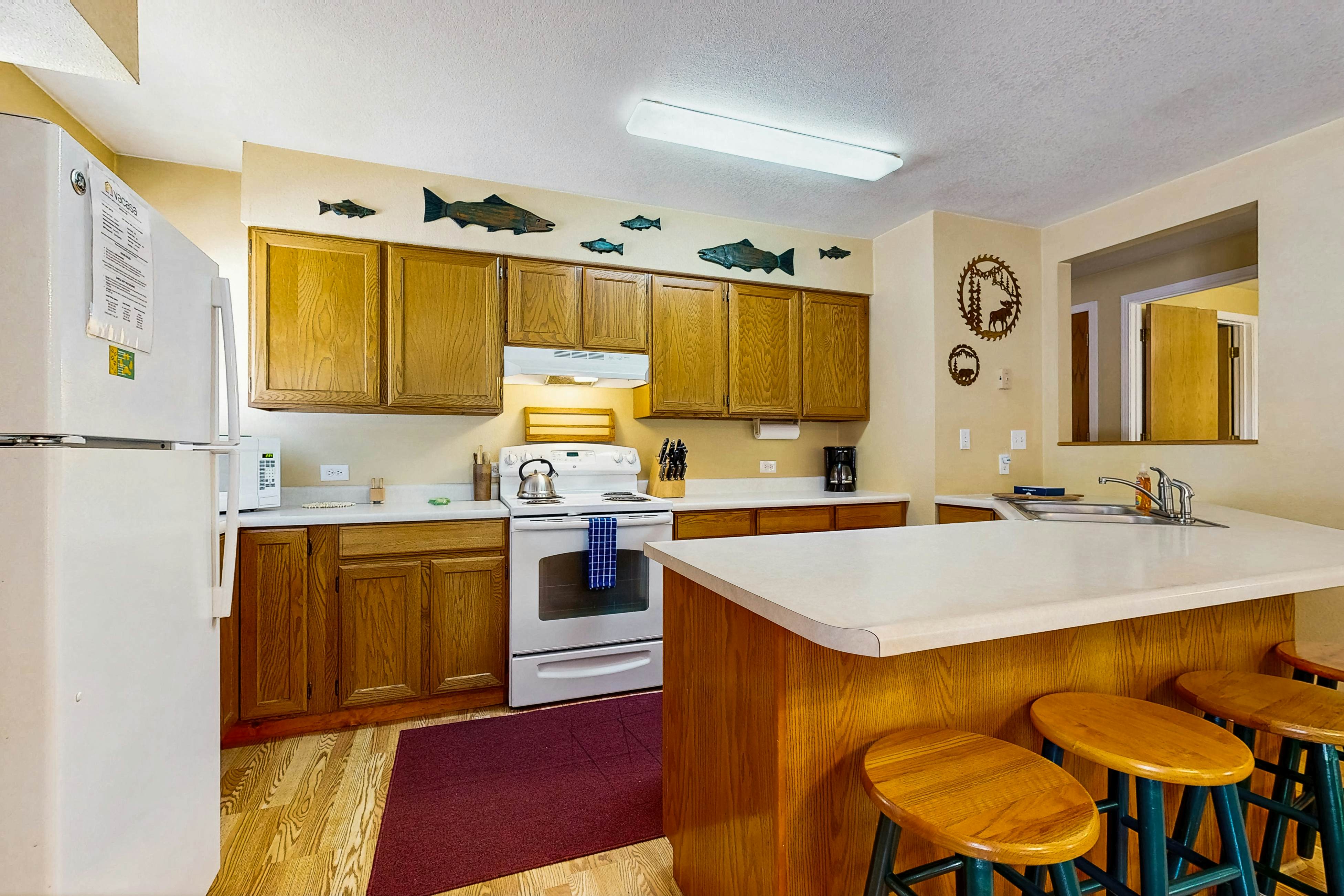 Aspen Village Golf Course Condo - Snowshoes