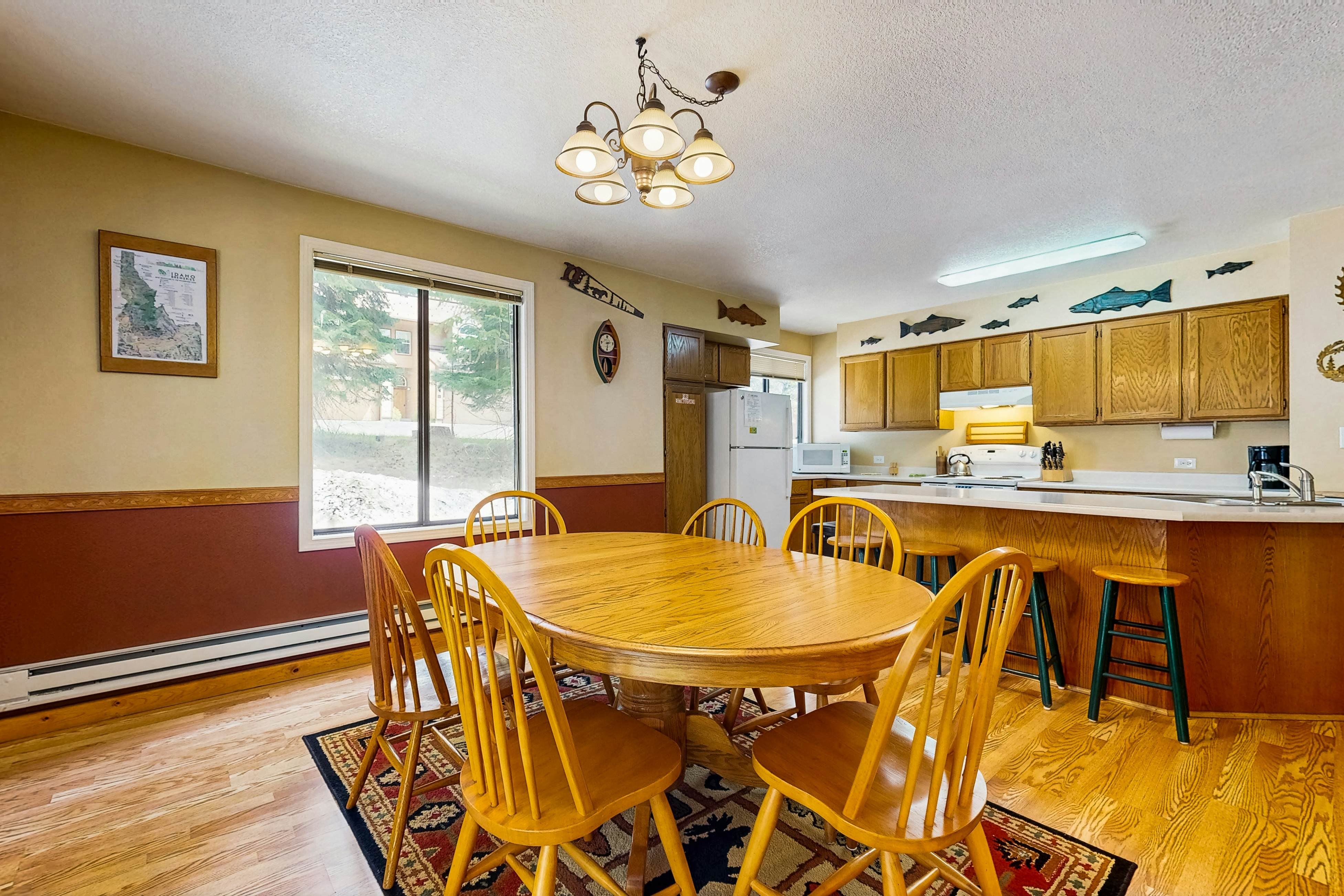 Aspen Village Golf Course Condo - Snowshoes