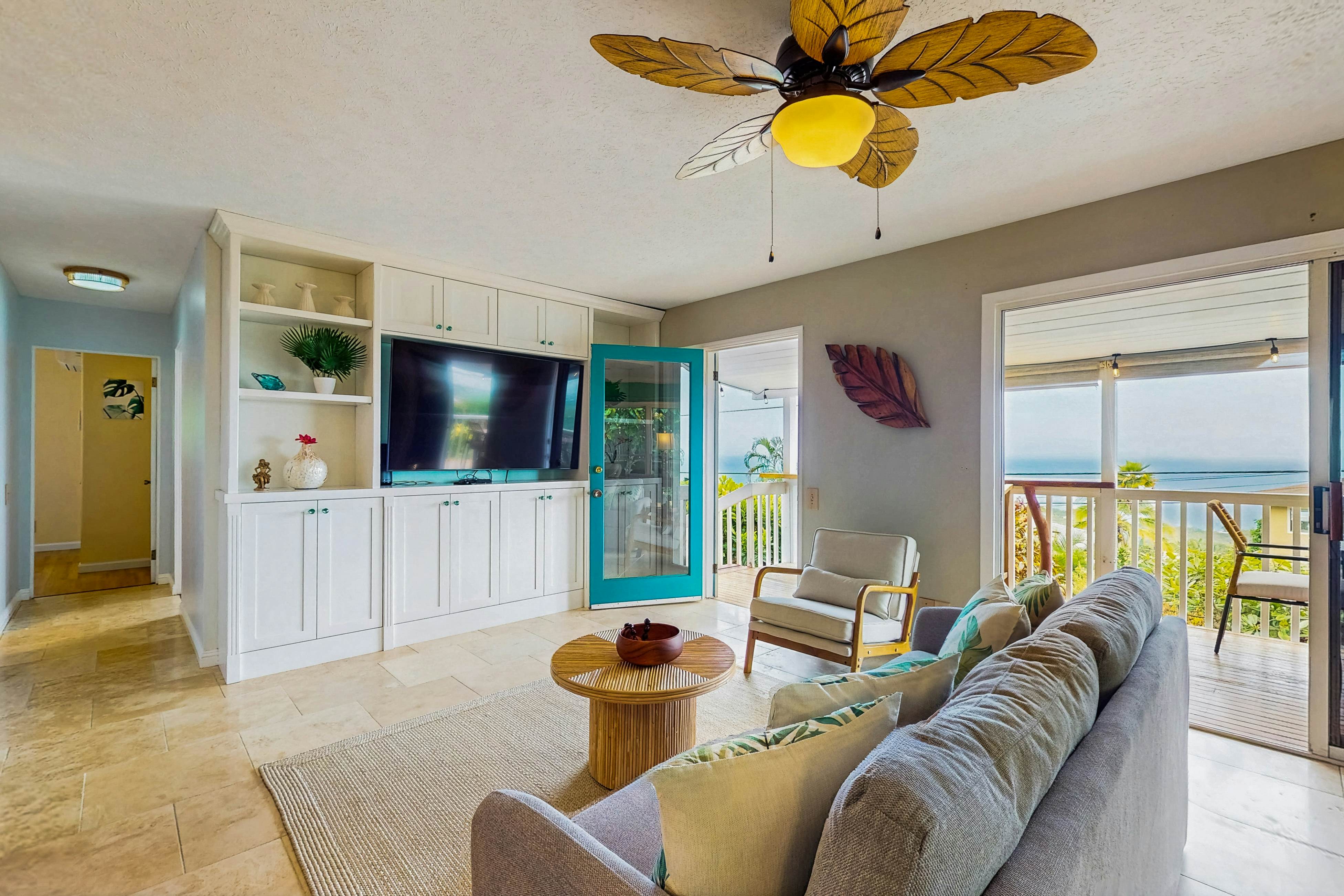 Pualani Island Getaway - Main House & Ohana- 30-night minimum