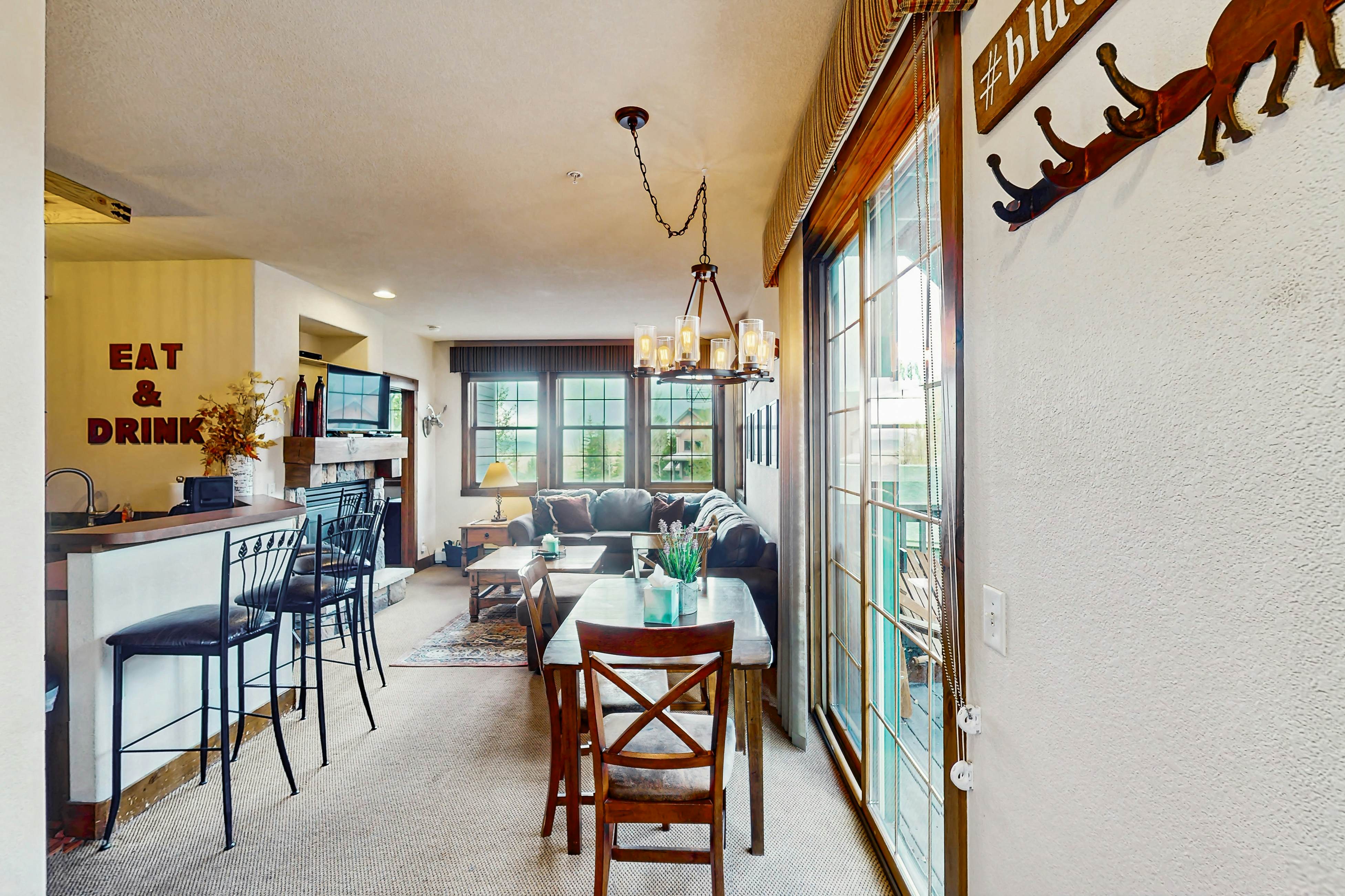 Kicking Horse Lodges 4-205