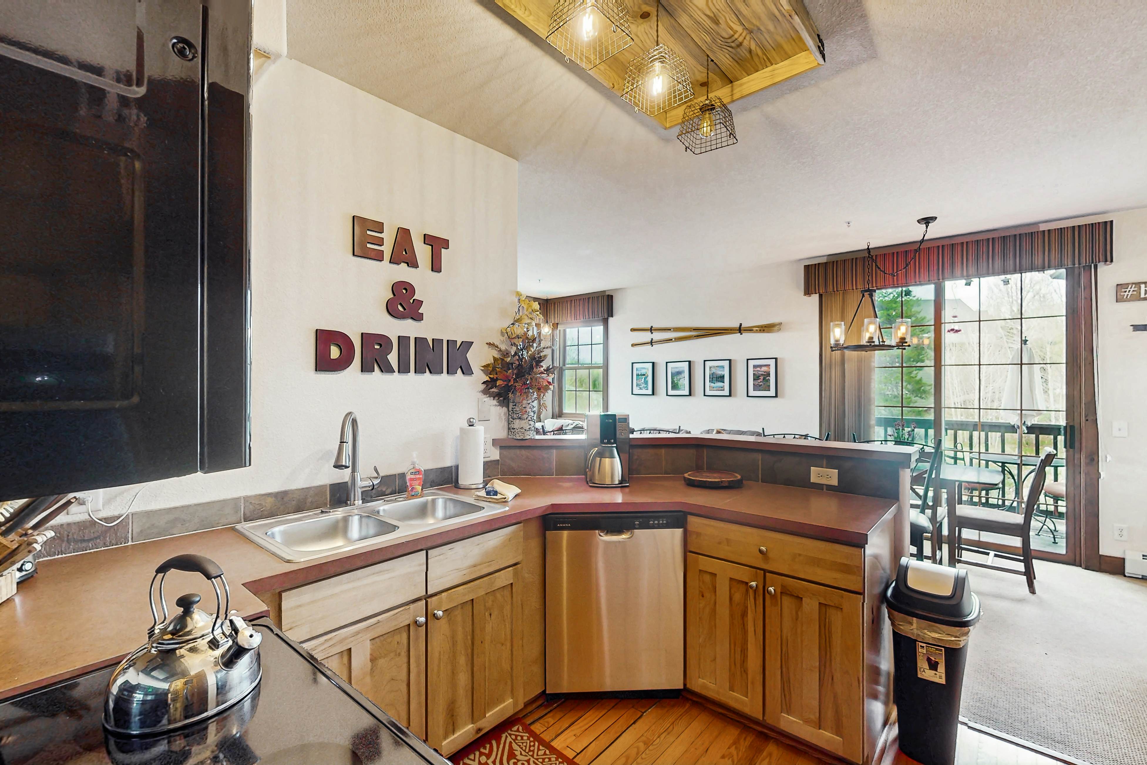 Kicking Horse Lodges 4-205