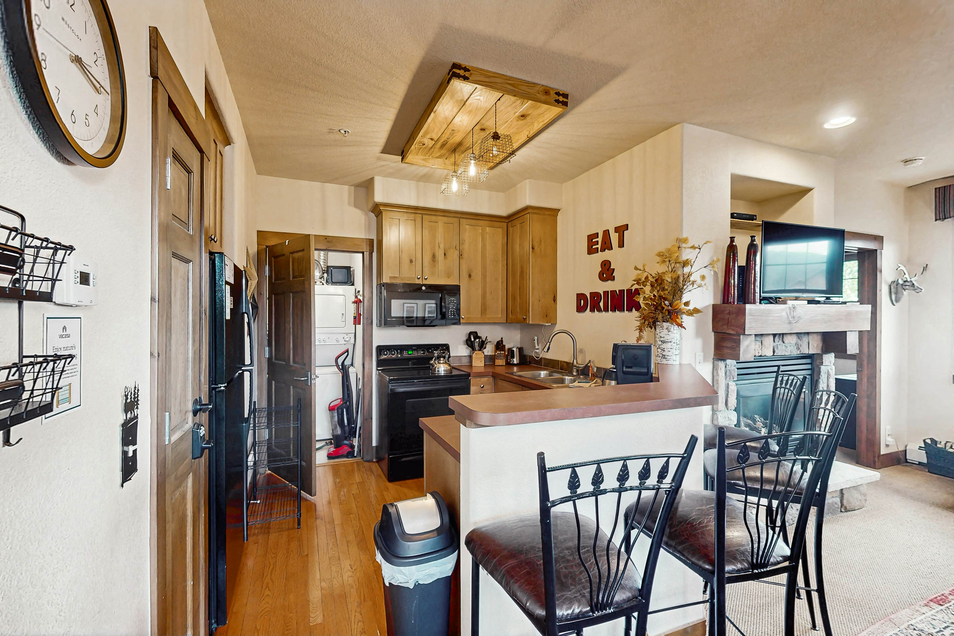 Kicking Horse Lodges 4-205