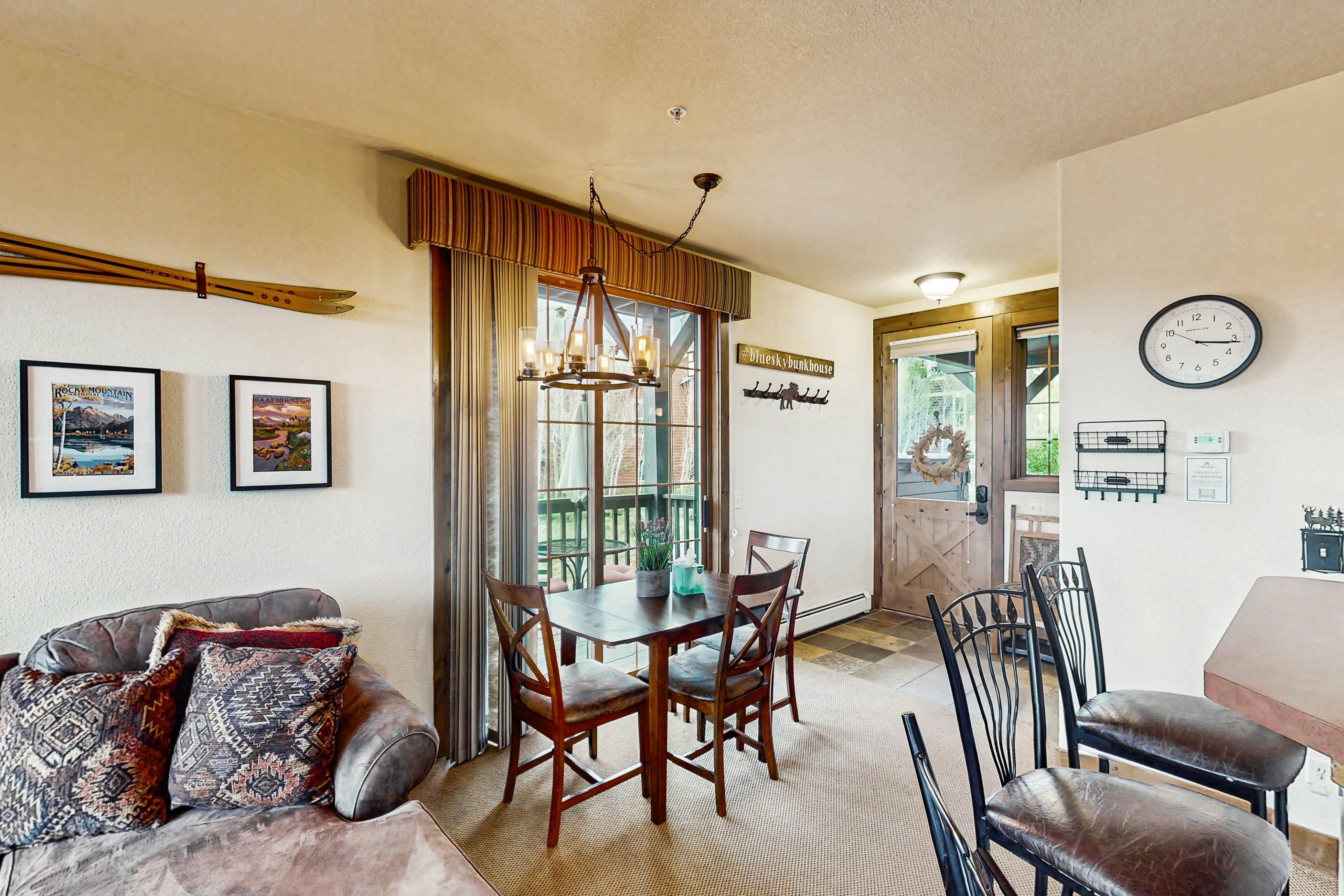 Kicking Horse Lodges 4-205