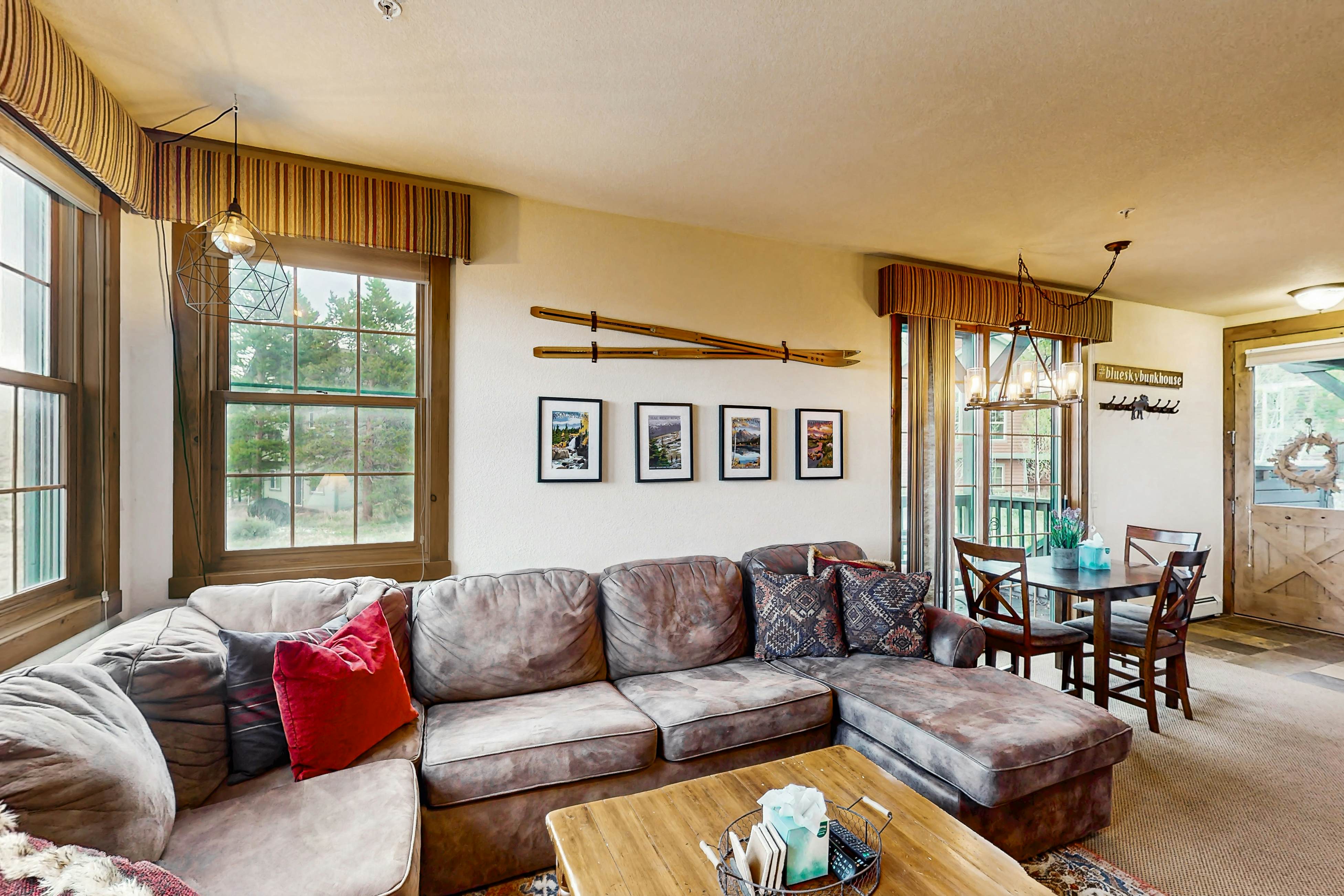 Kicking Horse Lodges 4-205