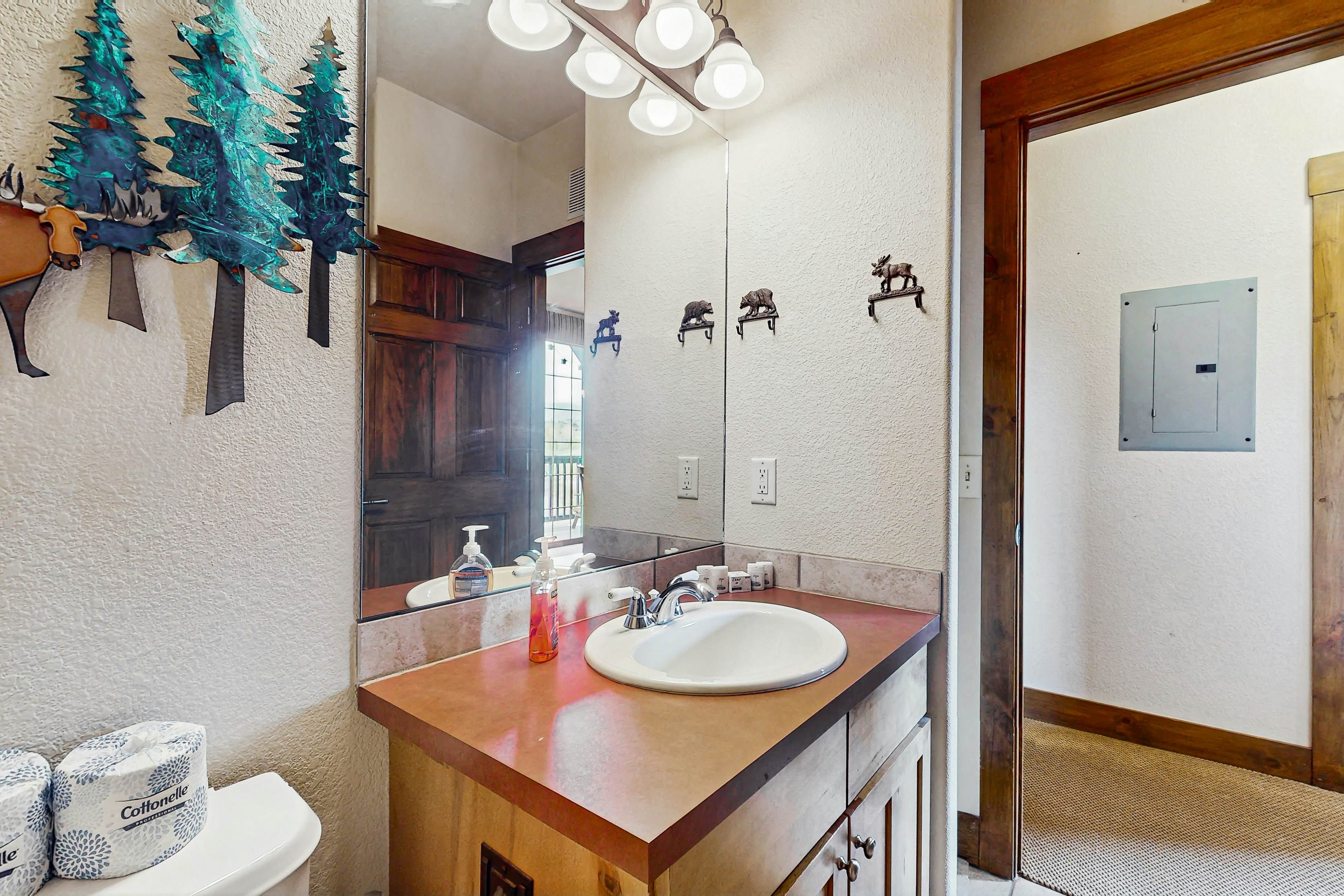 Kicking Horse Lodges 4-205