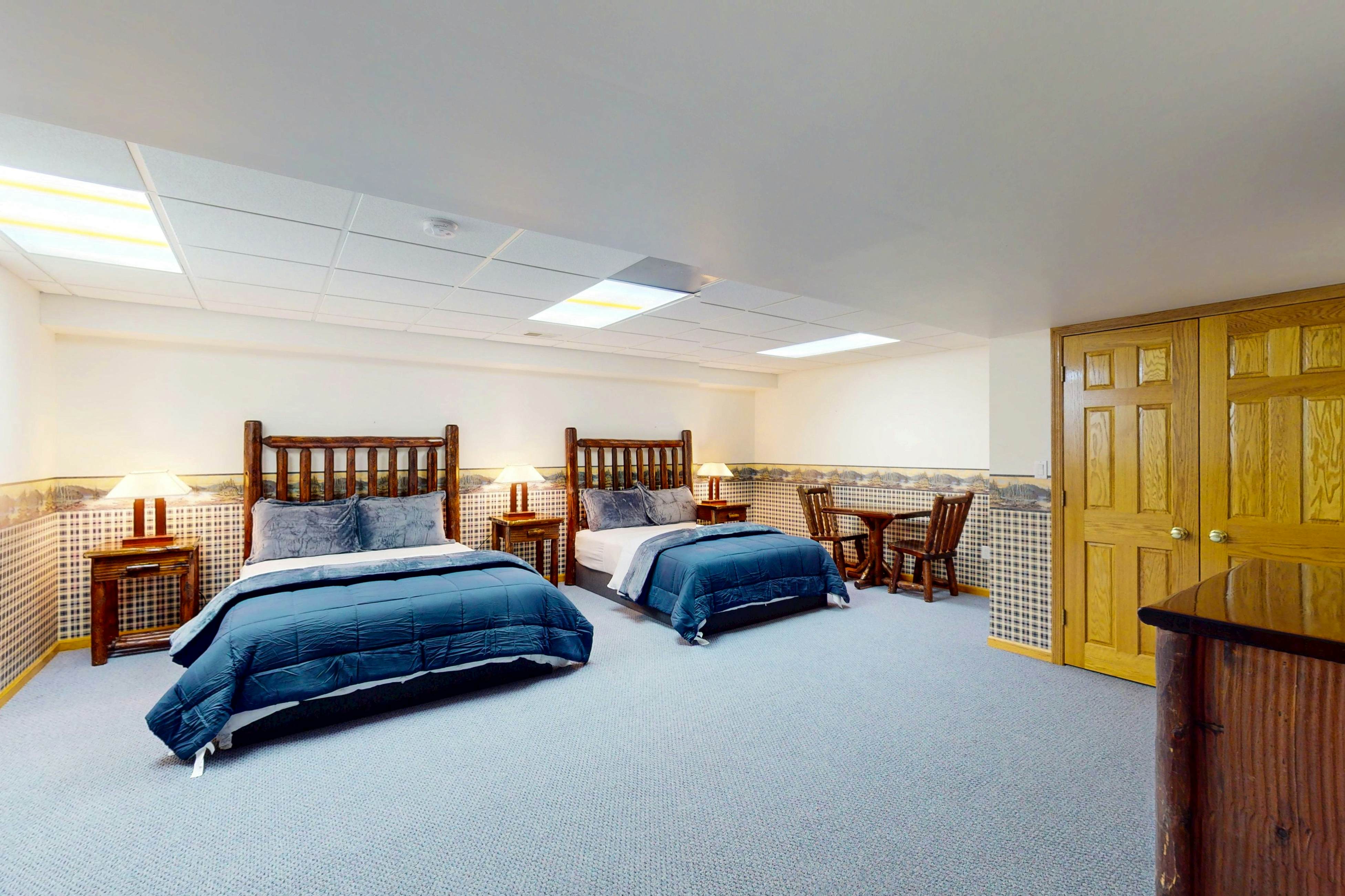 The 19th Hole Lakeside