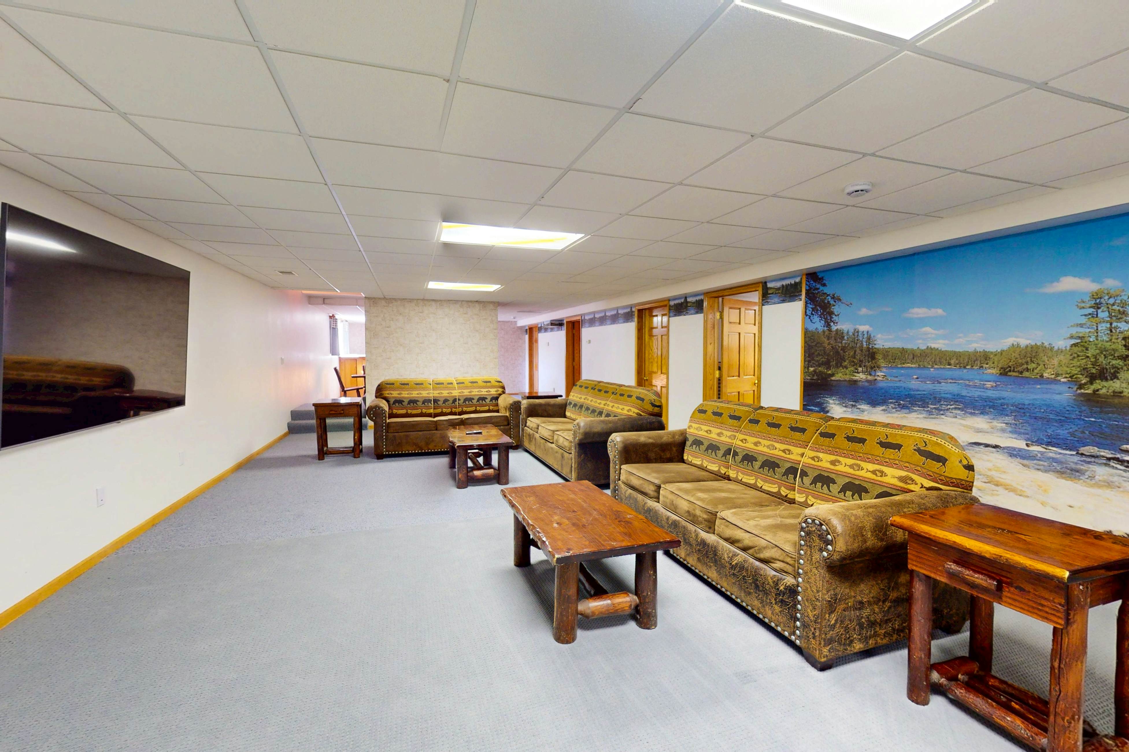 The 19th Hole Lakeside