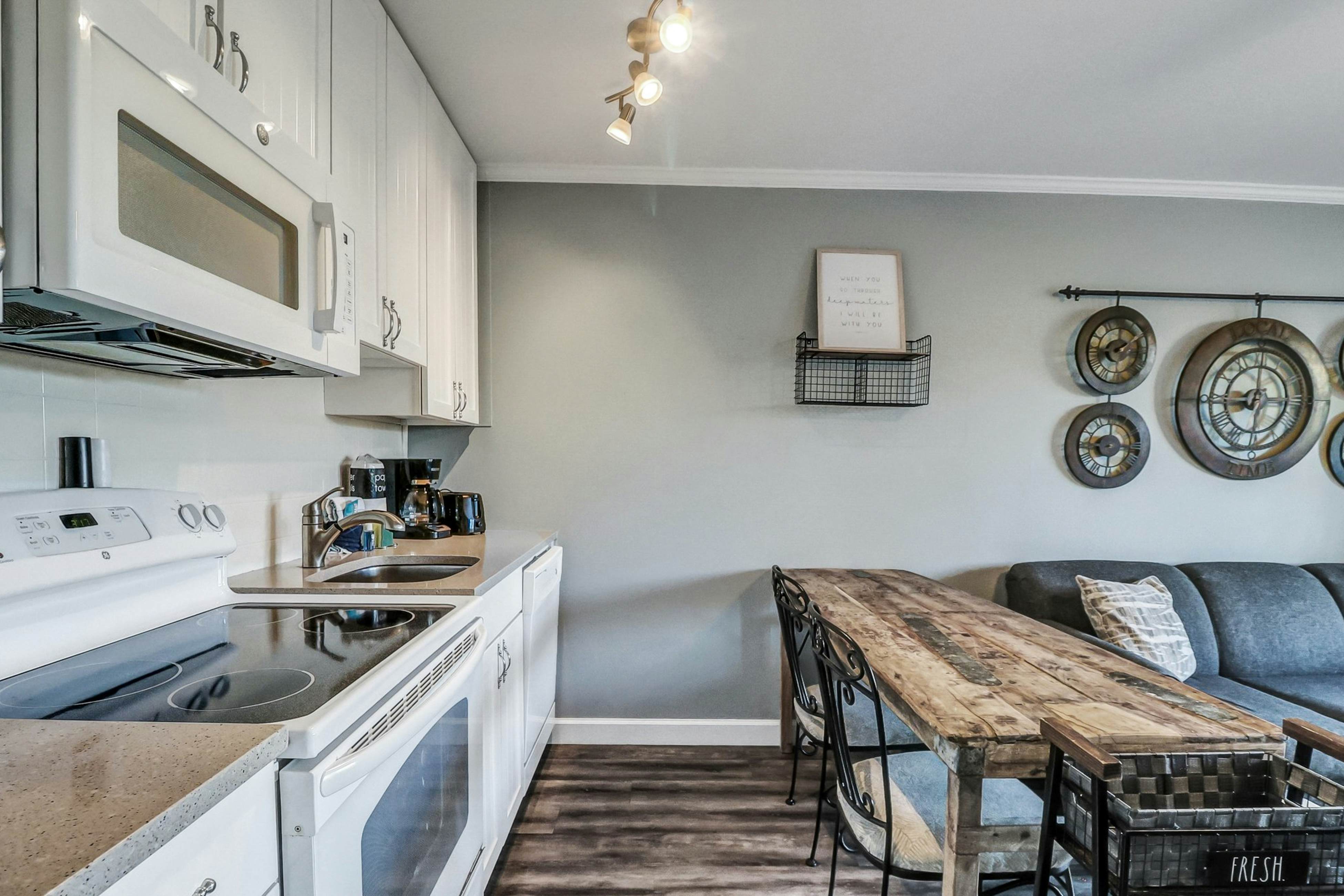 HH Beach & Tennis 119C