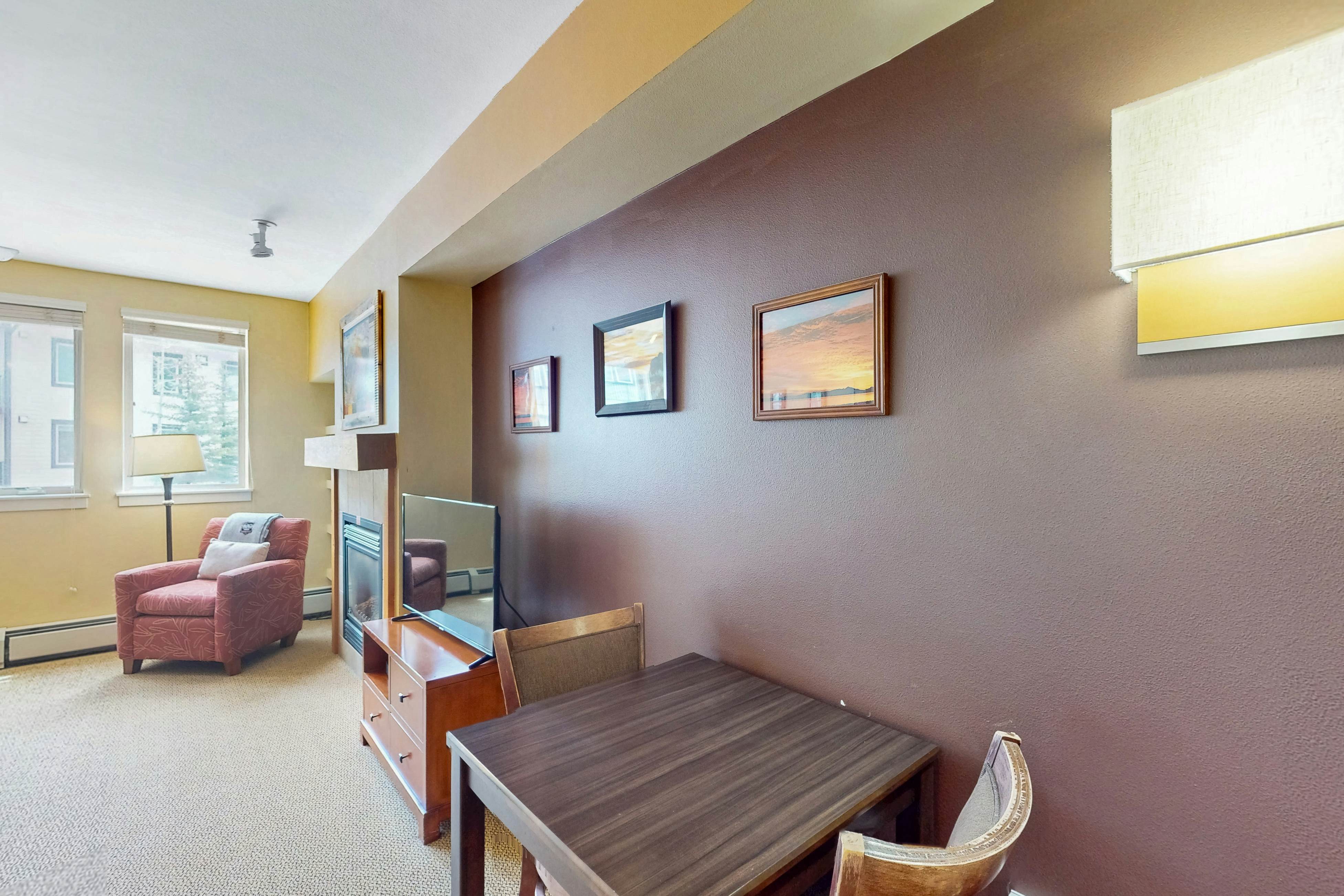 Founders Pointe 4445