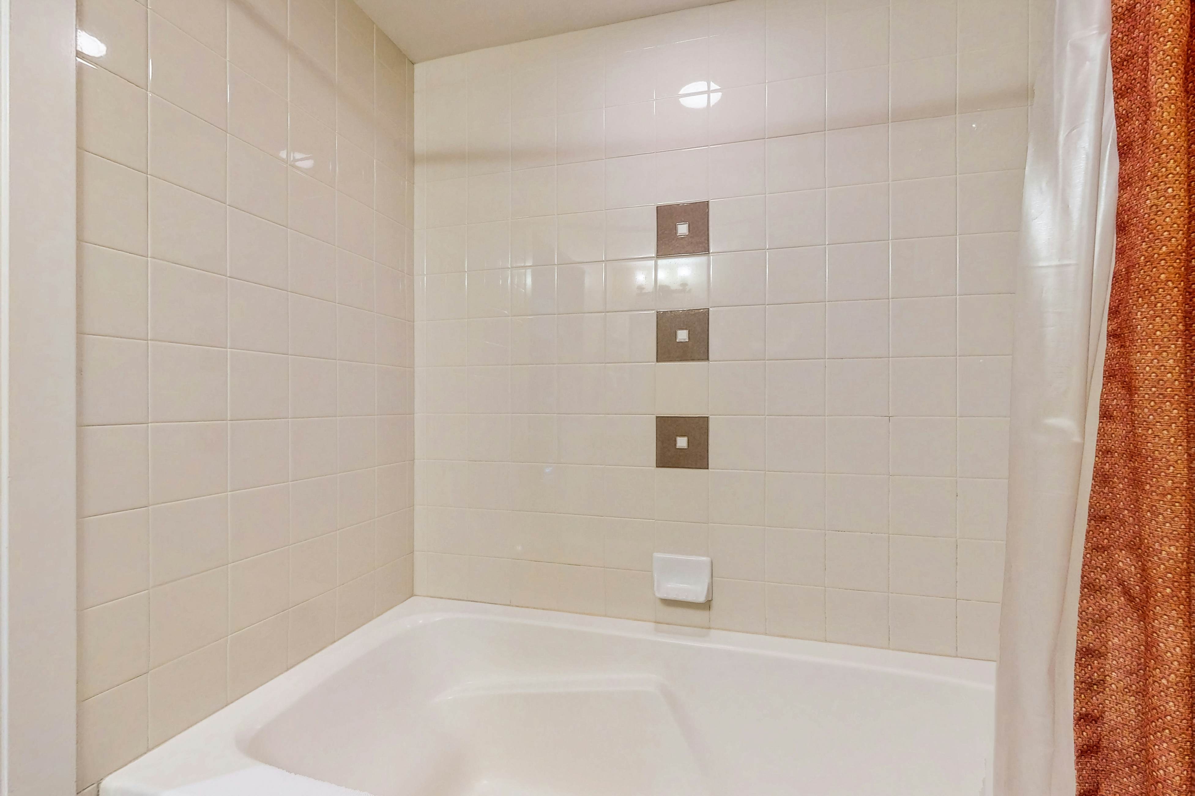 Founders Pointe 4445