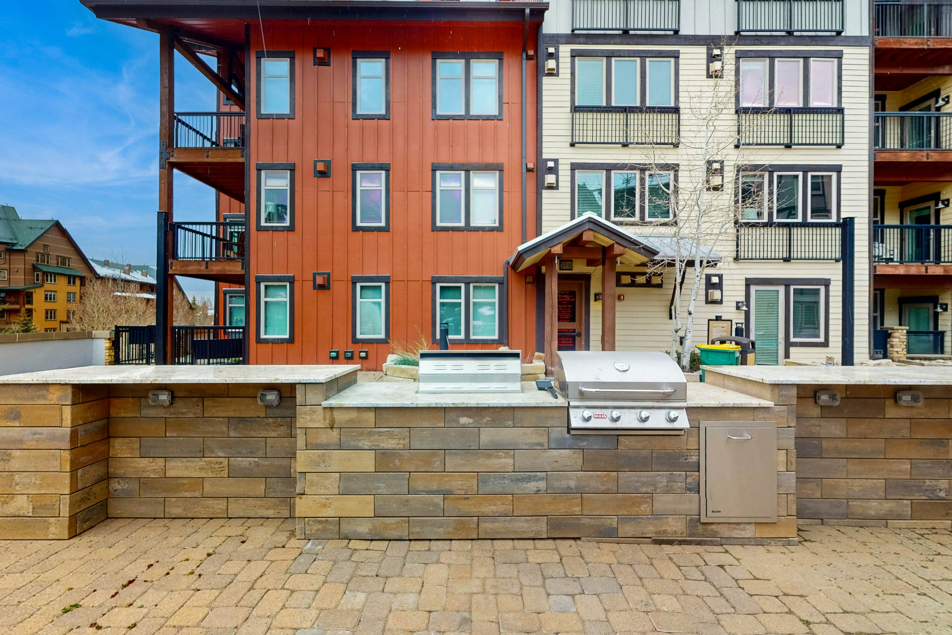 Founders Pointe 4445