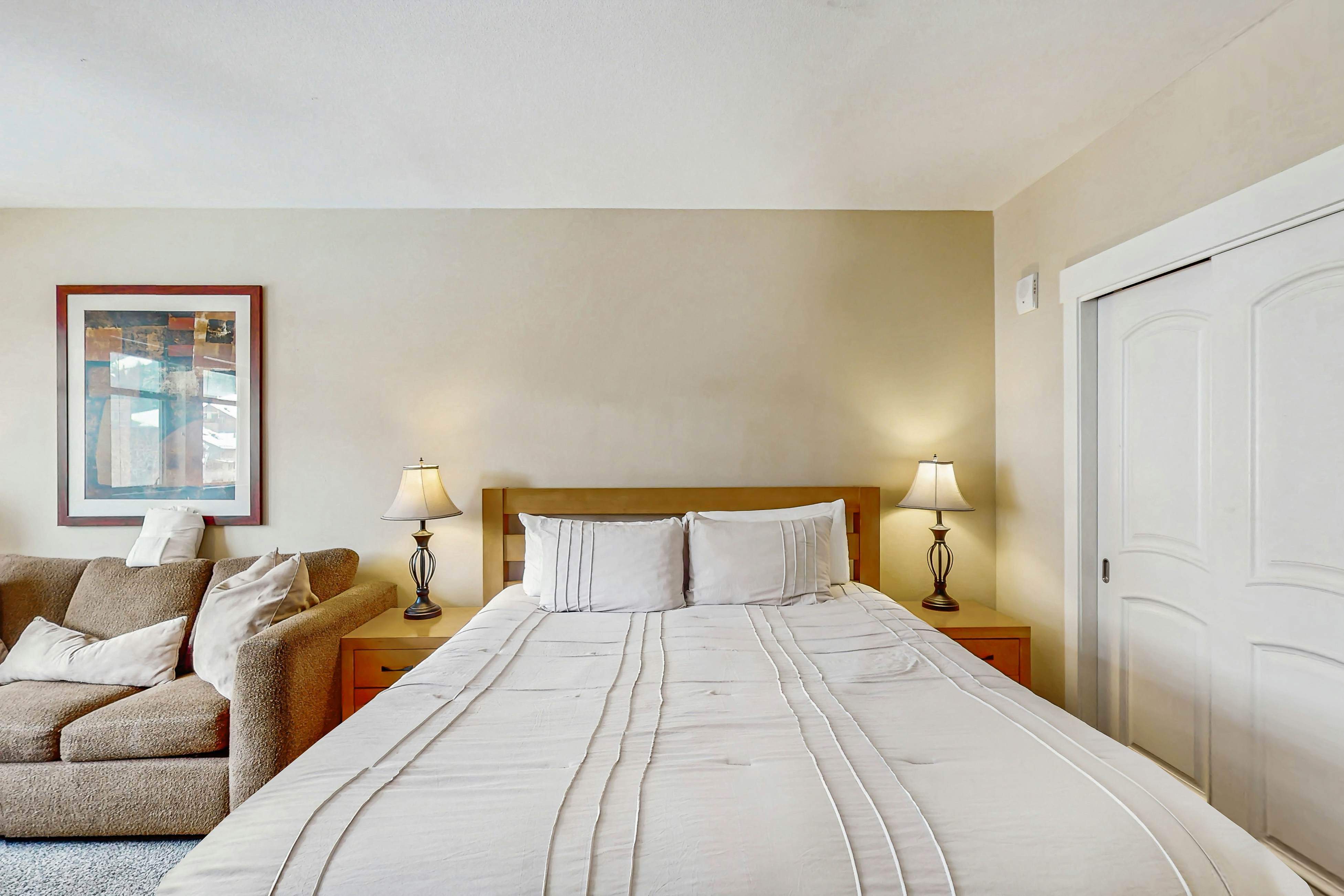 Founders Pointe Condo